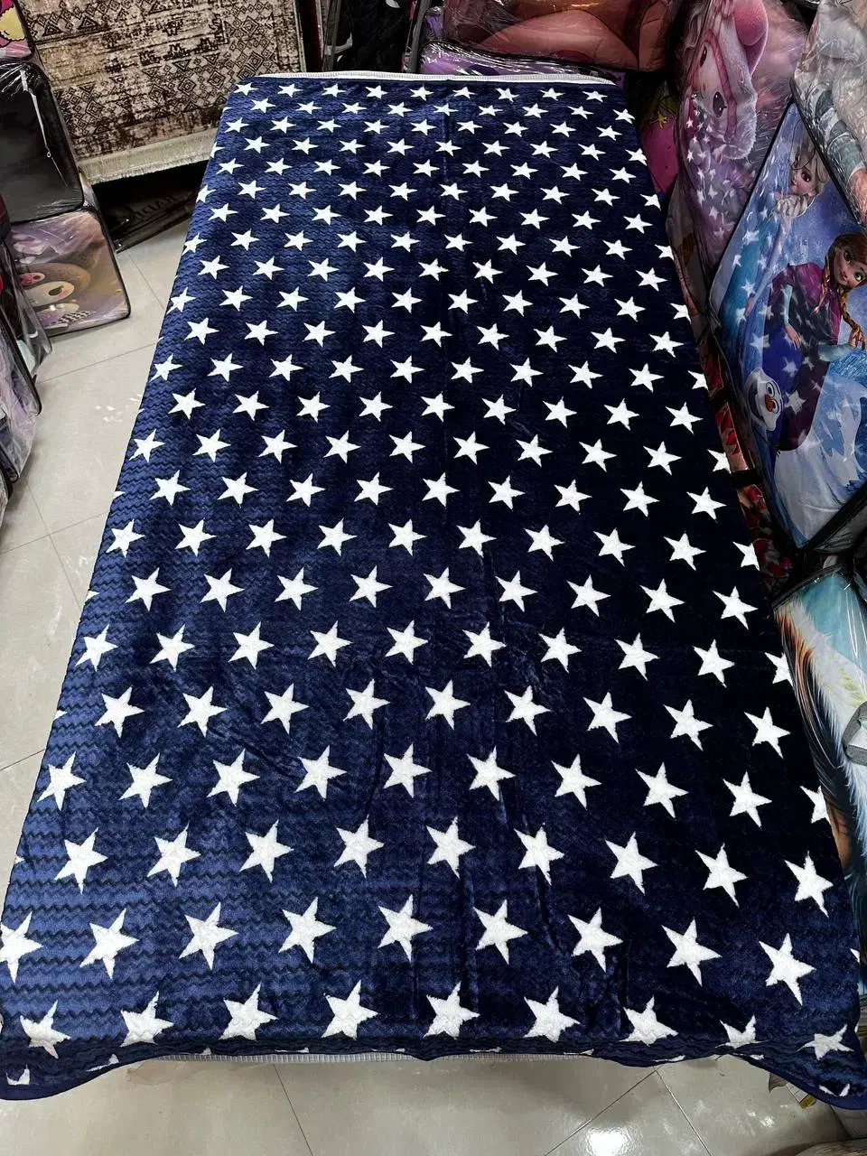 پتو ستاره ای زیبا 00|رختخواب، بالش، پتو|مشهد, عیدگاه|دیوار