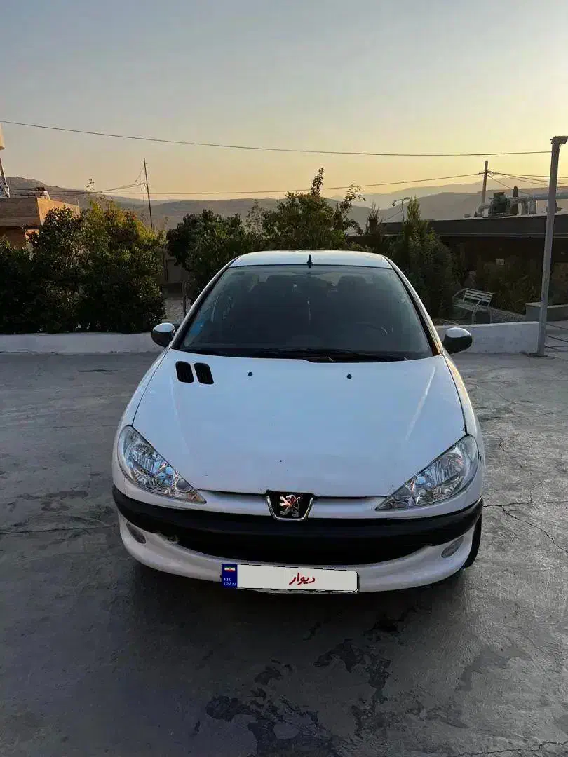 پژو ۲۰۶ صندوق دار v8|خودرو سواری و وانت|شیراز, رکن‌آباد|دیوار