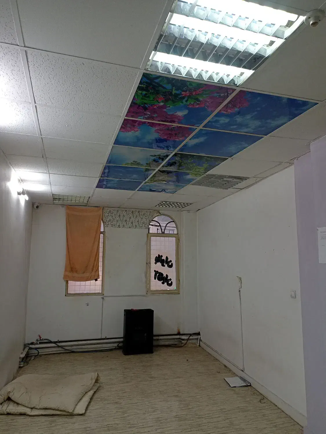 70مترصادقیهصددرصداداری|اجارهٔ دفتر کار، اتاق اداری، مطب|تهران, صادقیه|دیوار