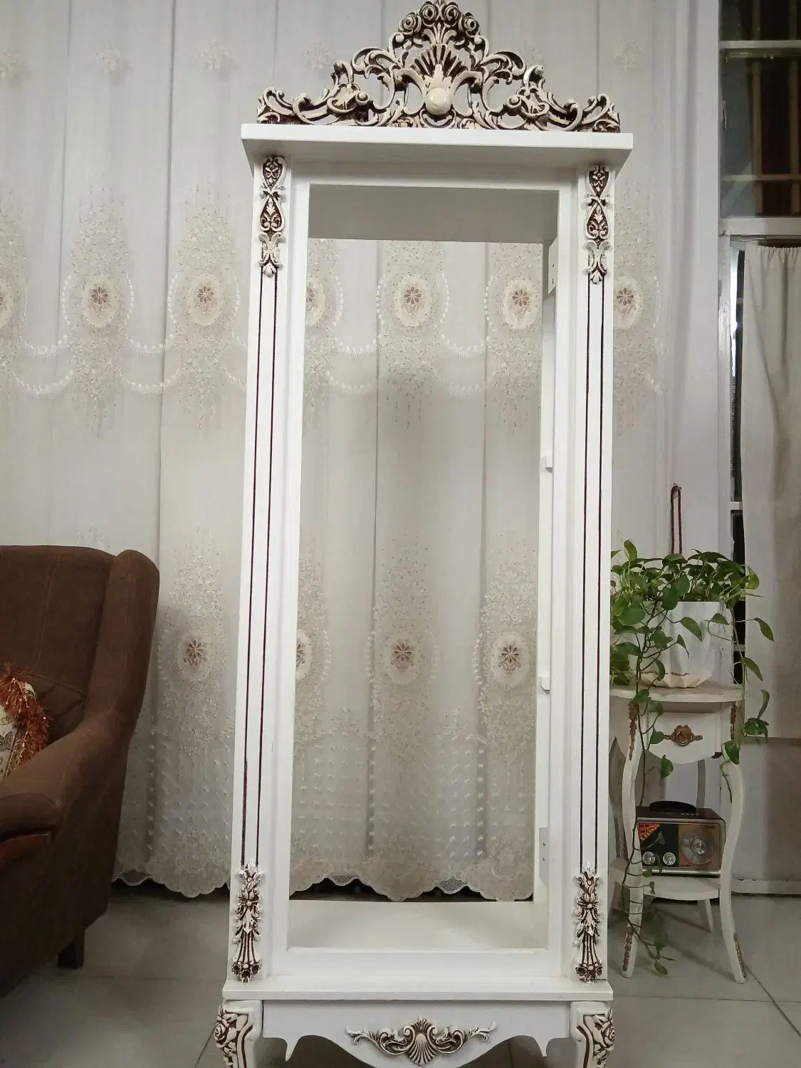 گنجه و میز|بوفه، ویترین، کنسول|تربت‌حیدریه, باغ سلطانی|دیوار