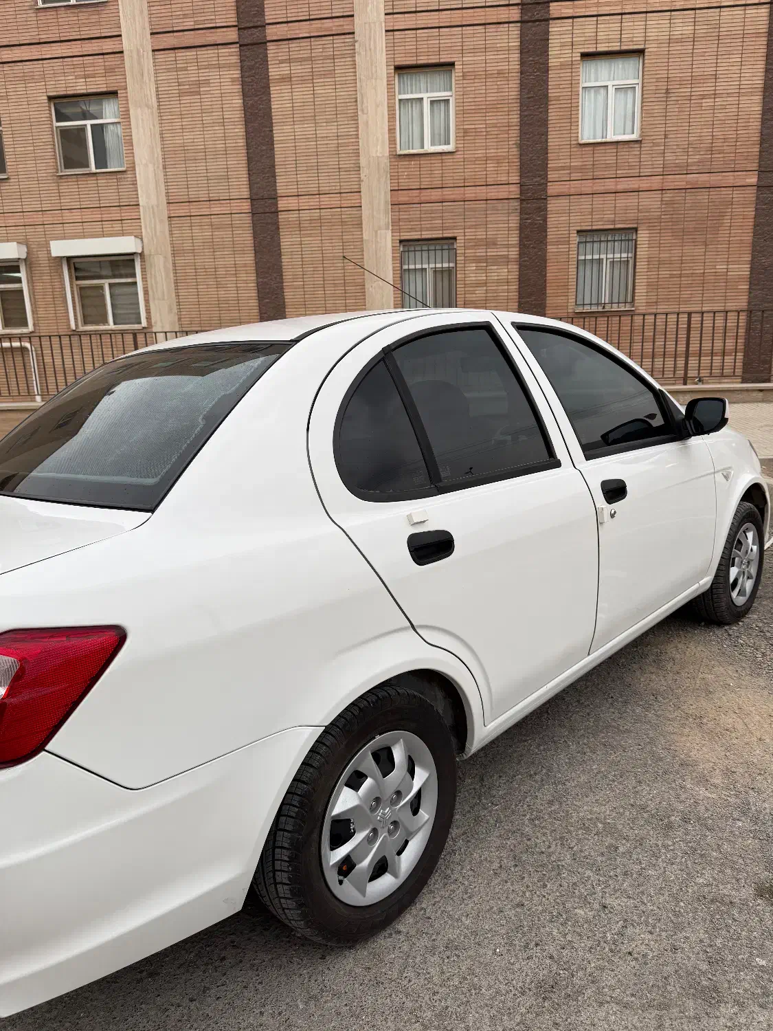 سایناsاستاندارد۸۵گانه مدل ۱۴۰۴ در حد خشک|خودرو سواری و وانت|فولادشهر, B4|دیوار