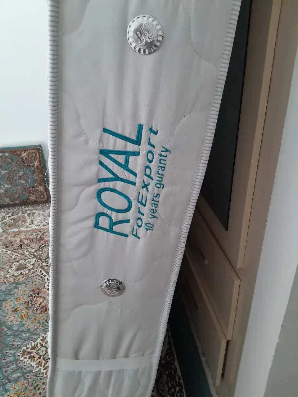 خوشخواب تخت خواب|تشک تختخواب|کاشمر, |دیوار