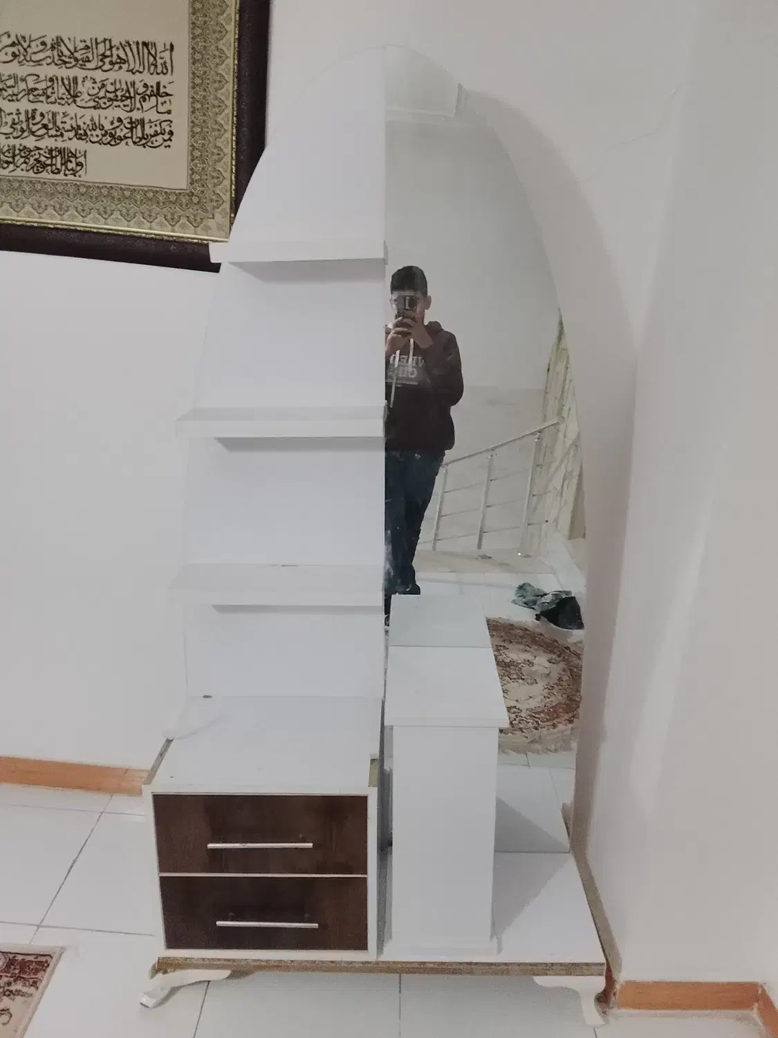 میز آرایش درحد نو|آینه|بوکان, |دیوار