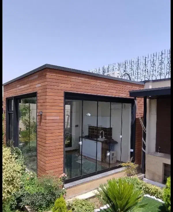 درب و پنجره و بالکن شیشه ای|خدمات پیشه و مهارت|اسلام‌شهر, شهرک قائمیه|دیوار