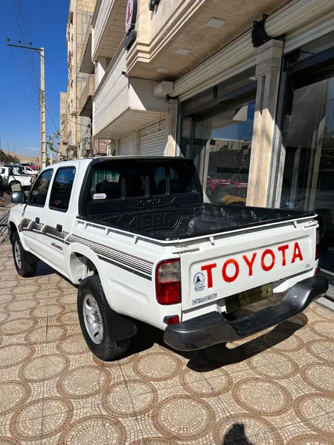 تویوتا هایلوکس وارداتی|خودرو سواری و وانت|تهران, نیاوران|دیوار