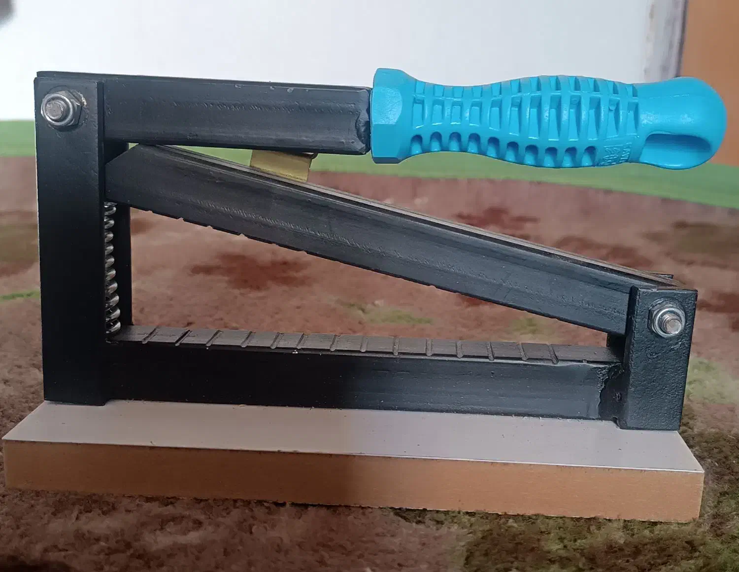 بادام شکن دستی|ظروف پختوپز|مهریز, |دیوار