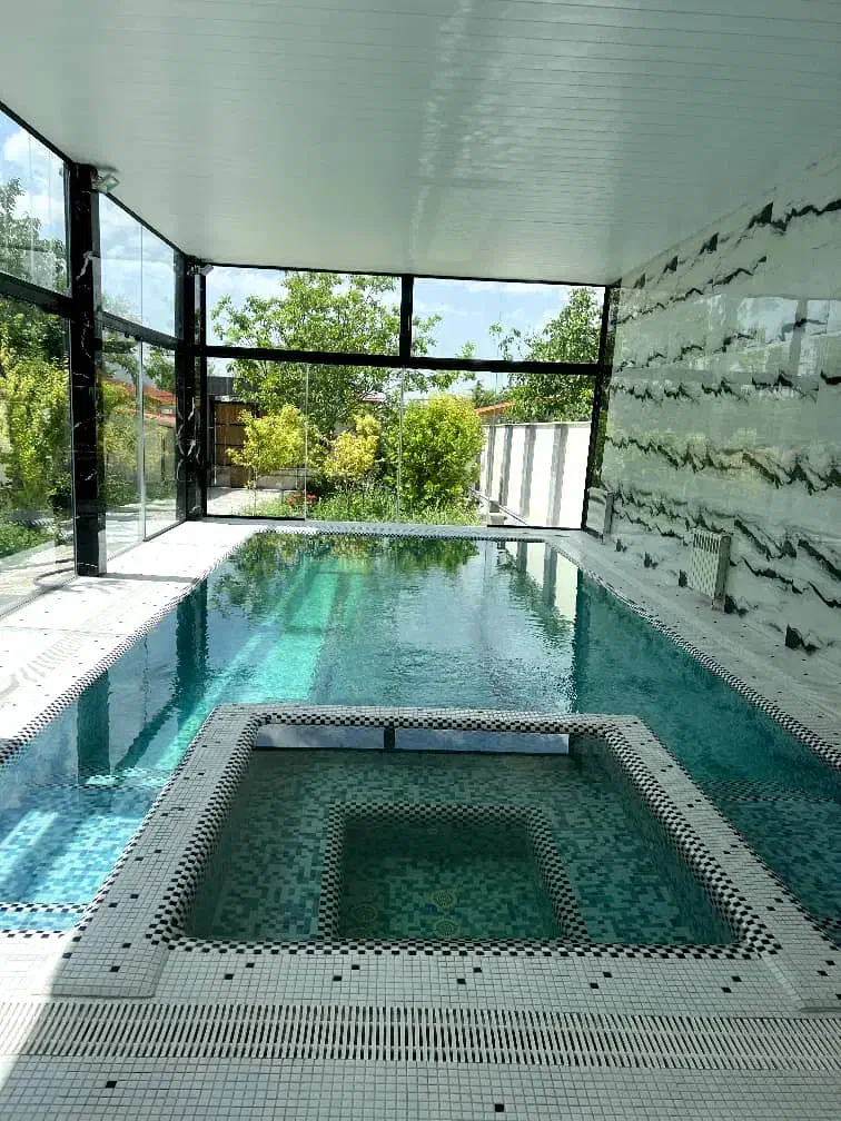 اجاره باغ ویلادرکردان|اجارهٔ کوتاه‌مدت ویلا و باغ|هشتگرد, هشتگرد قدیم|دیوار