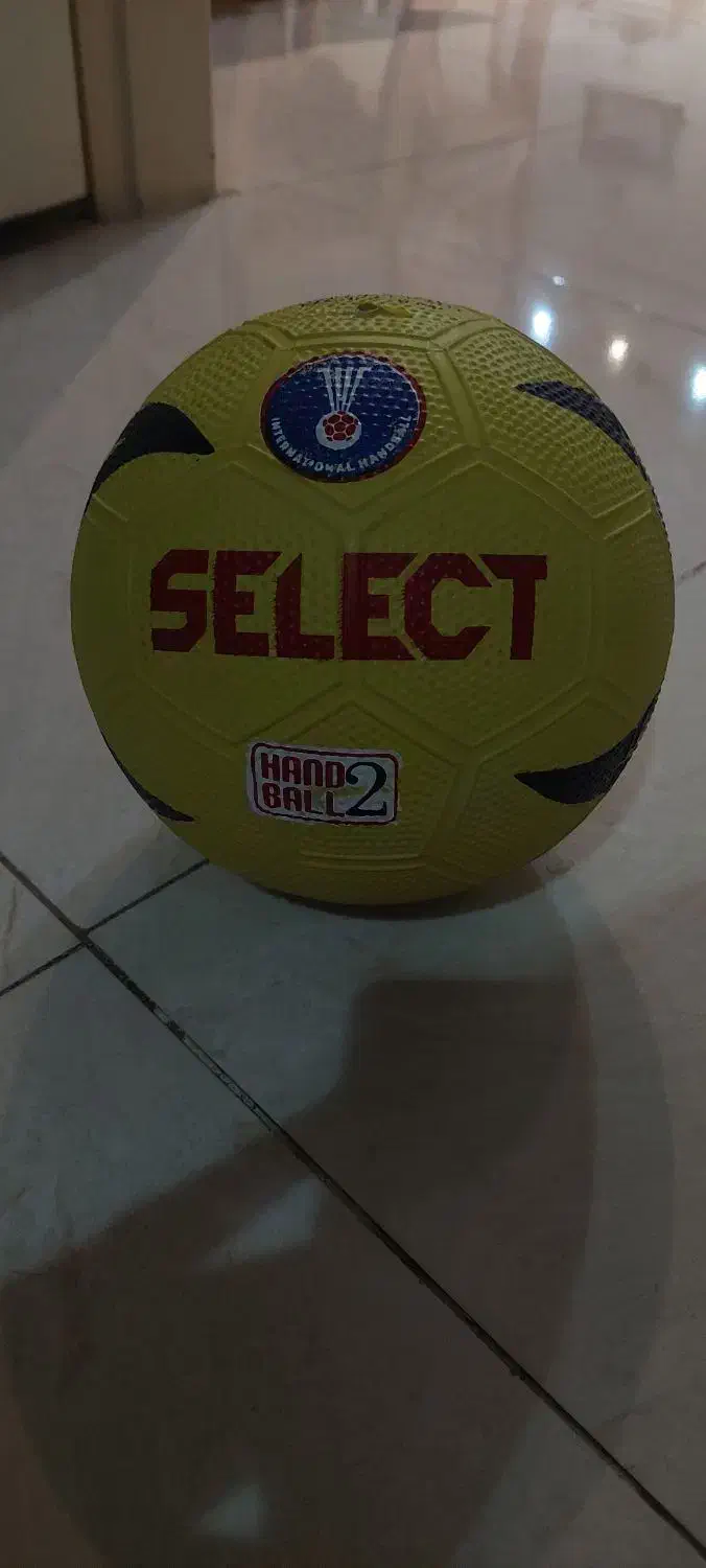 توپ هندبال سلکت|ورزش‌های توپی|رشت, پیرسرا|دیوار