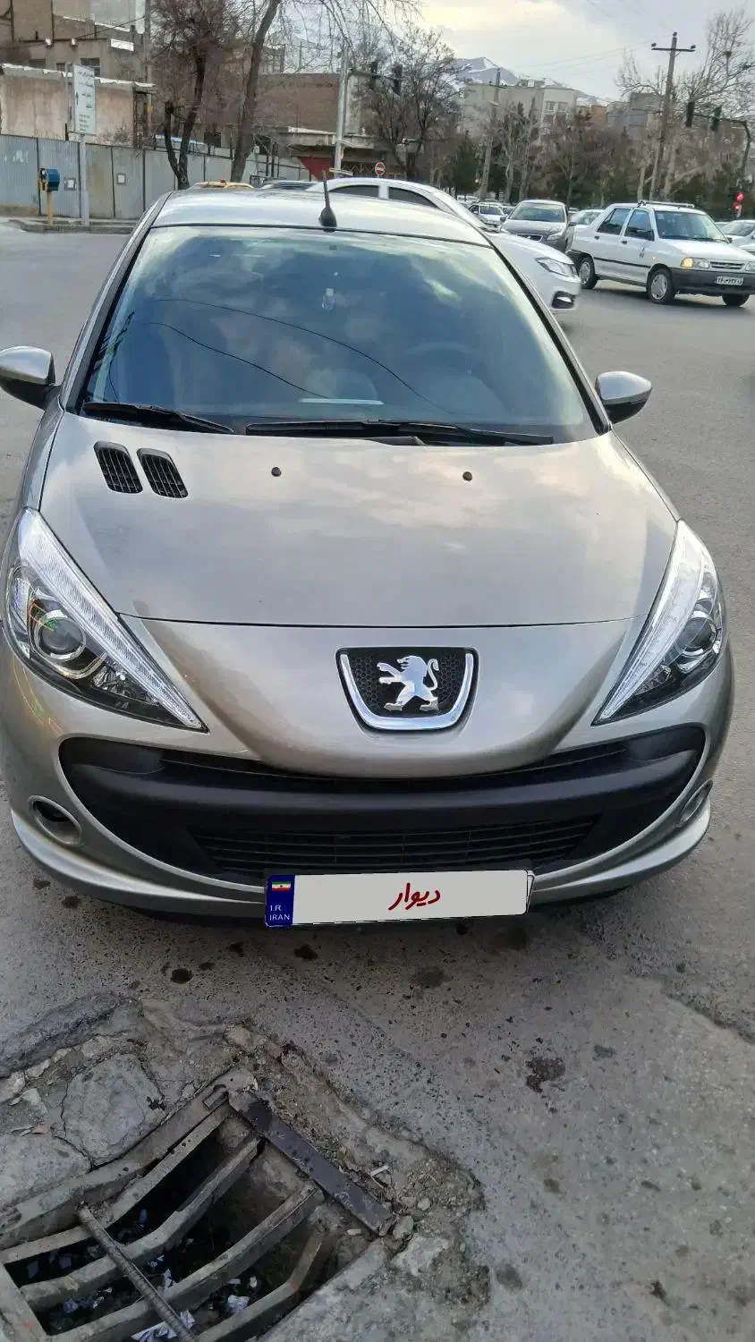 207 مدل ۱۴۰۲|خودرو سواری و وانت|همدان, |دیوار