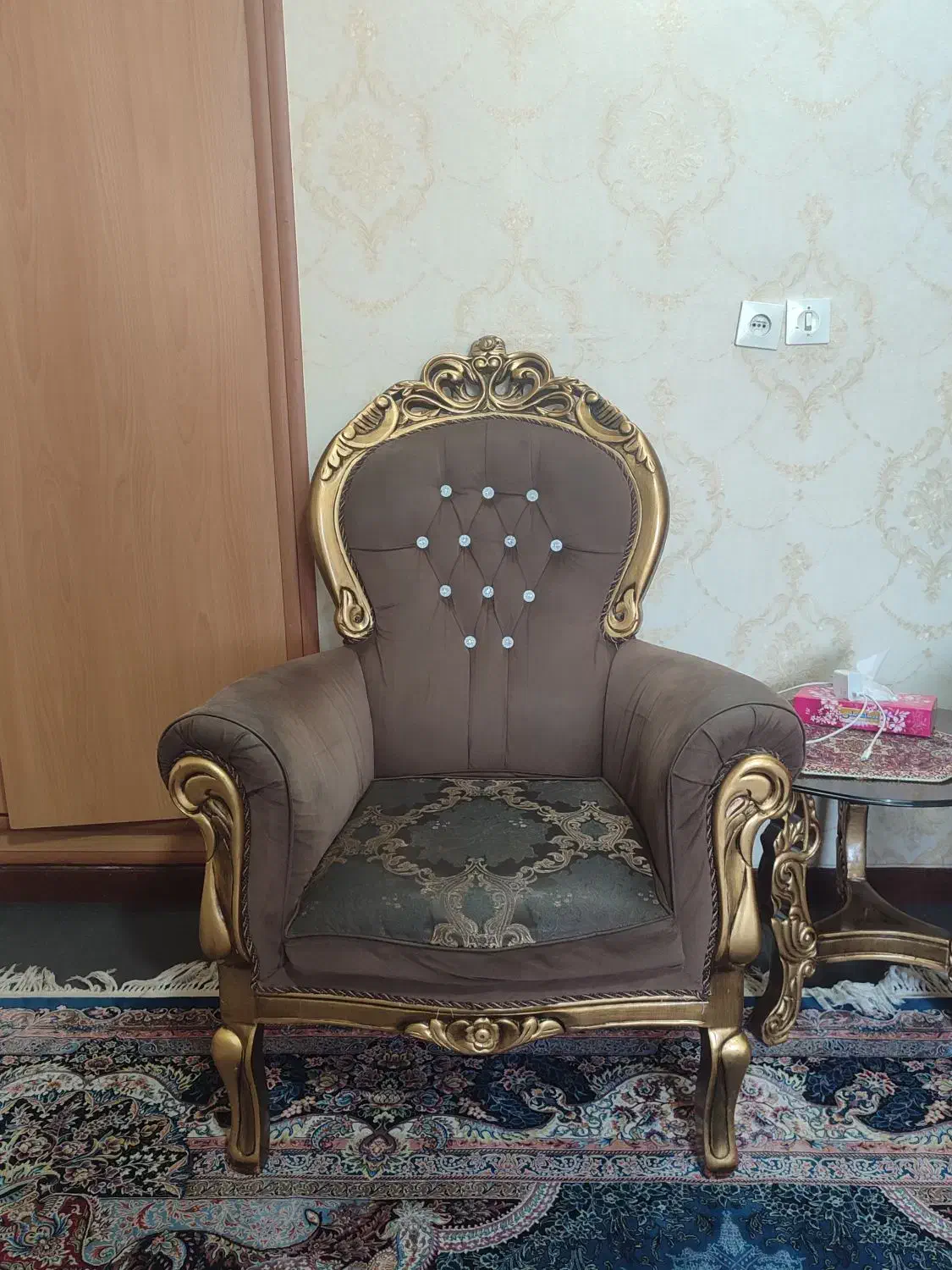 مبل 10 نفره سلطنتی|مبلمان خانگی و میز عسلی|فولادشهر, B6|دیوار