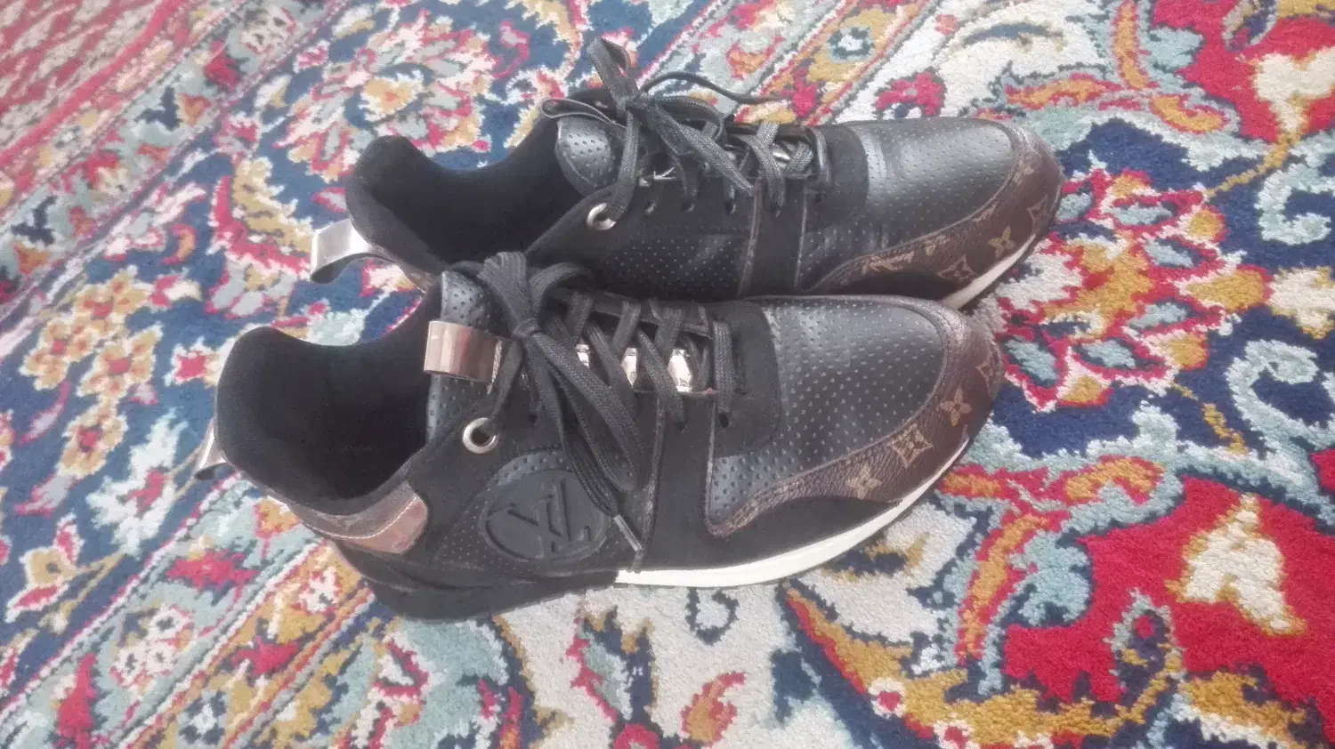 دوجفت کتونی دخترانه|کیف، کفش، کمربند|کاشان, امیرکبیر|دیوار