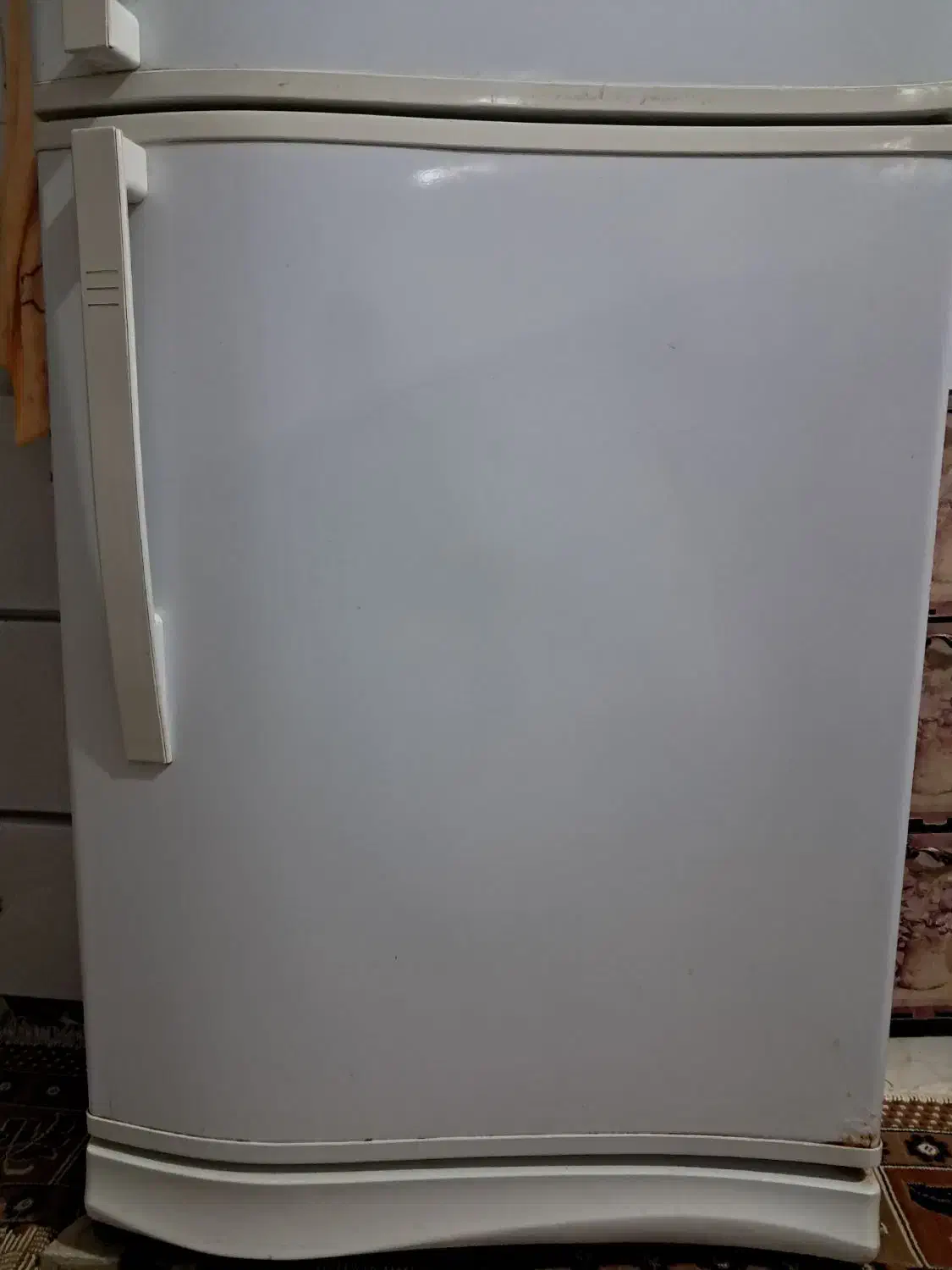 فروش یخچال فریزرمدل فیلور،ردحدنوودرحال کار|یخچال و فریزر|فریدونشهر, |دیوار