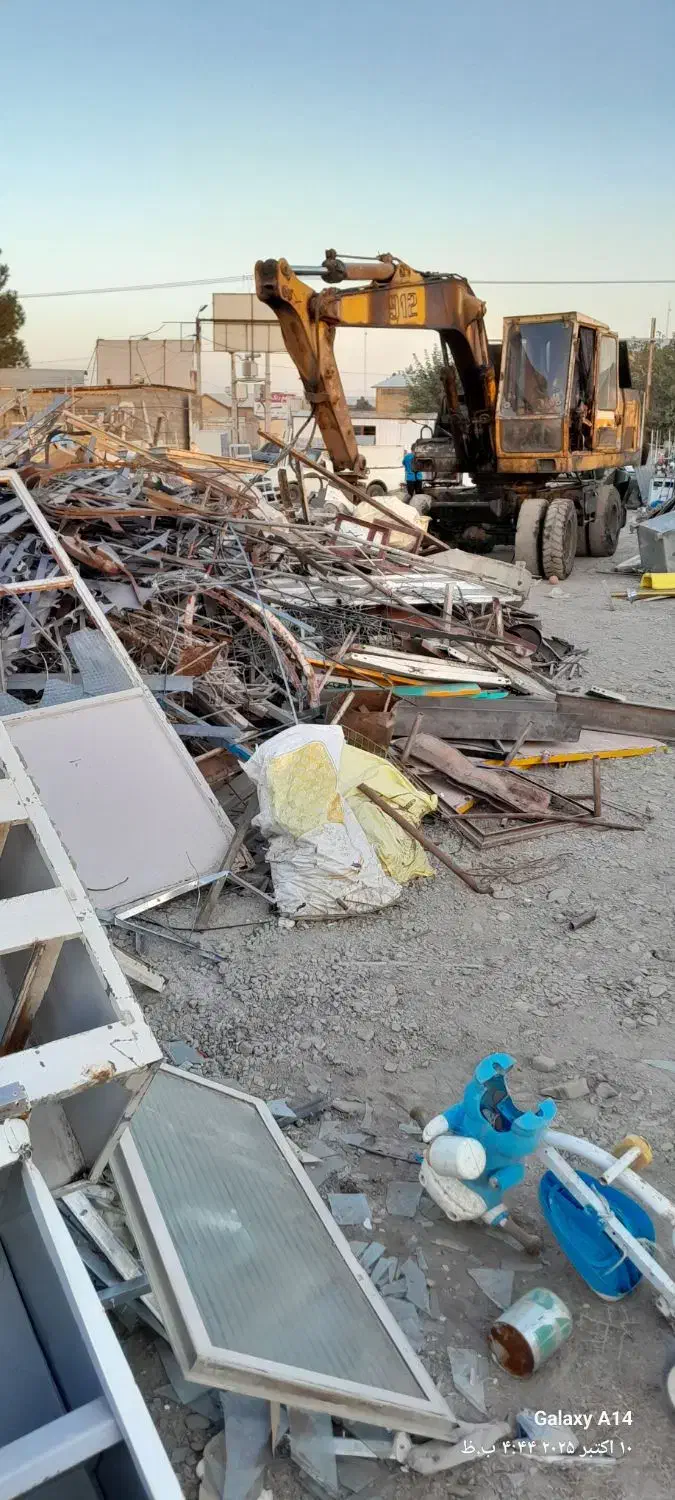 خرید وفروش ضایعات آهن آلمینیوم|عمده‌فروشی|مشهد, رضاشهر|دیوار