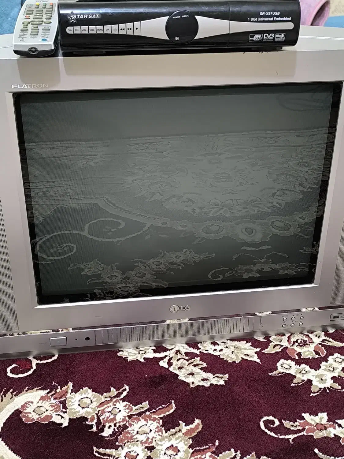 تلویزیون الجی ۲۱در حد نو با گیرنده مارک استارست|تلویزیون و پروژکتور|شوش, |دیوار