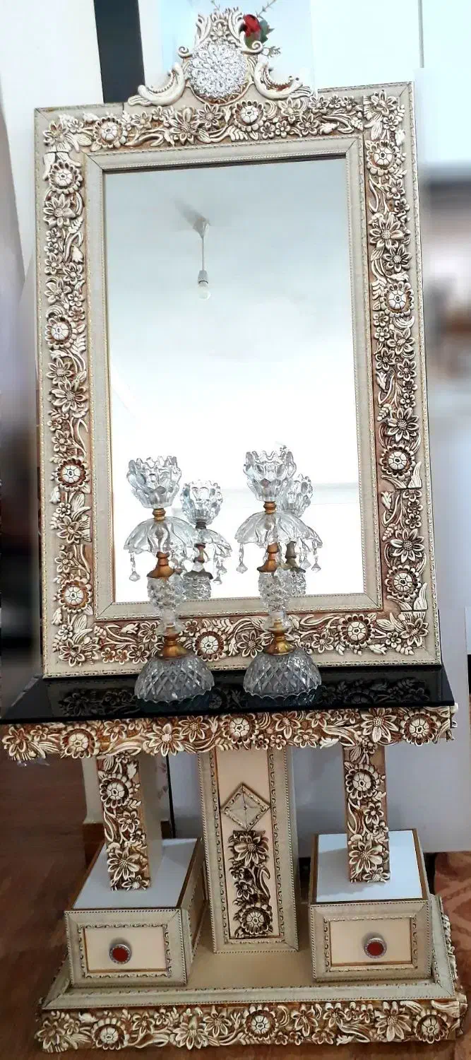 آینه و شمعدان|بوفه، ویترین، کنسول|قیدار, |دیوار