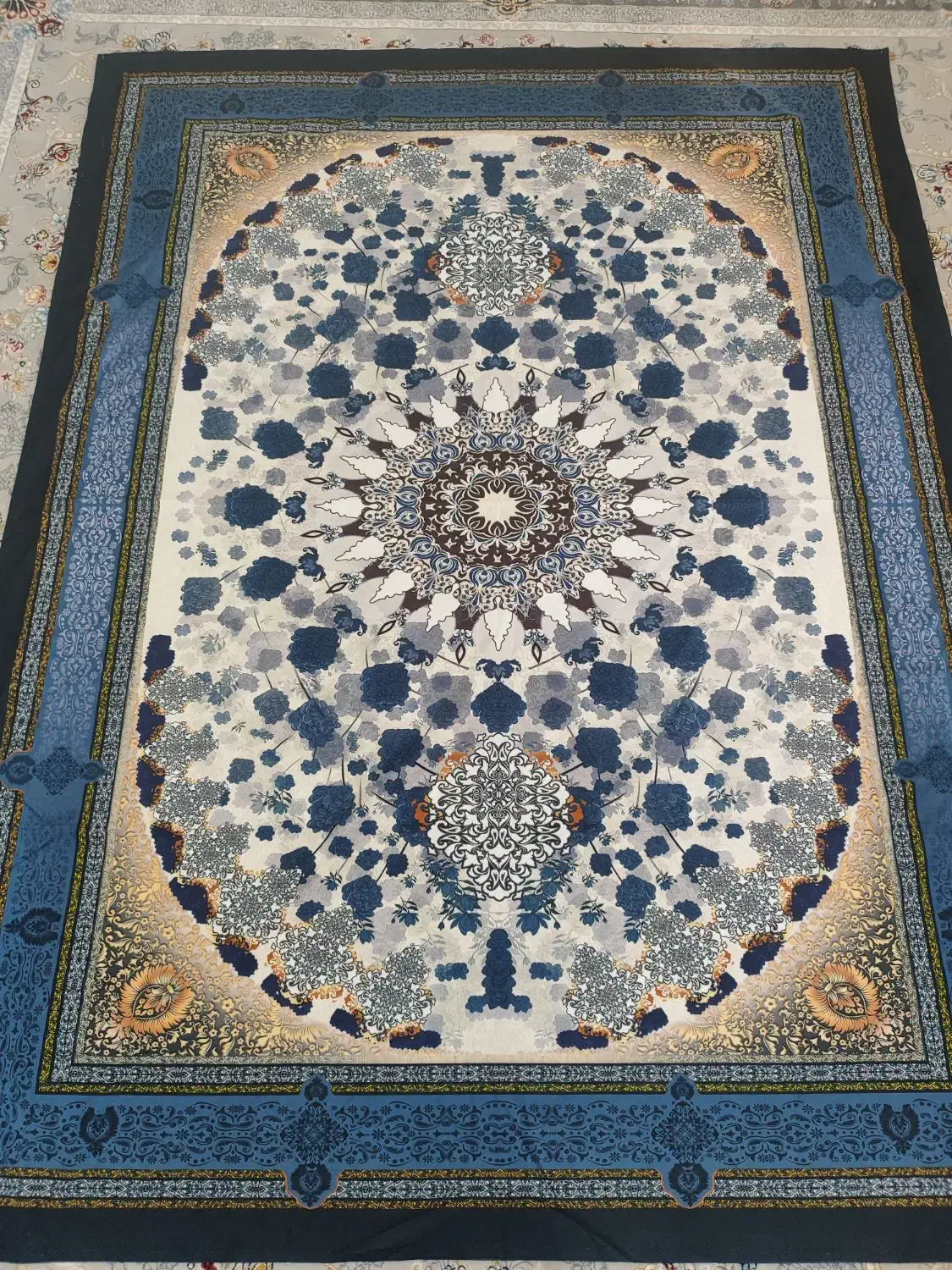 زیر سفره طرح فرش|روفرشی|بروجرد, |دیوار