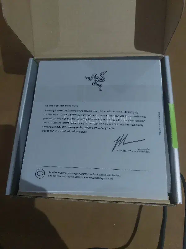 میکروفون ریزر مدل razer seiren mini|قطعات و لوازم جانبی رایانه|رشت, دباغیان|دیوار