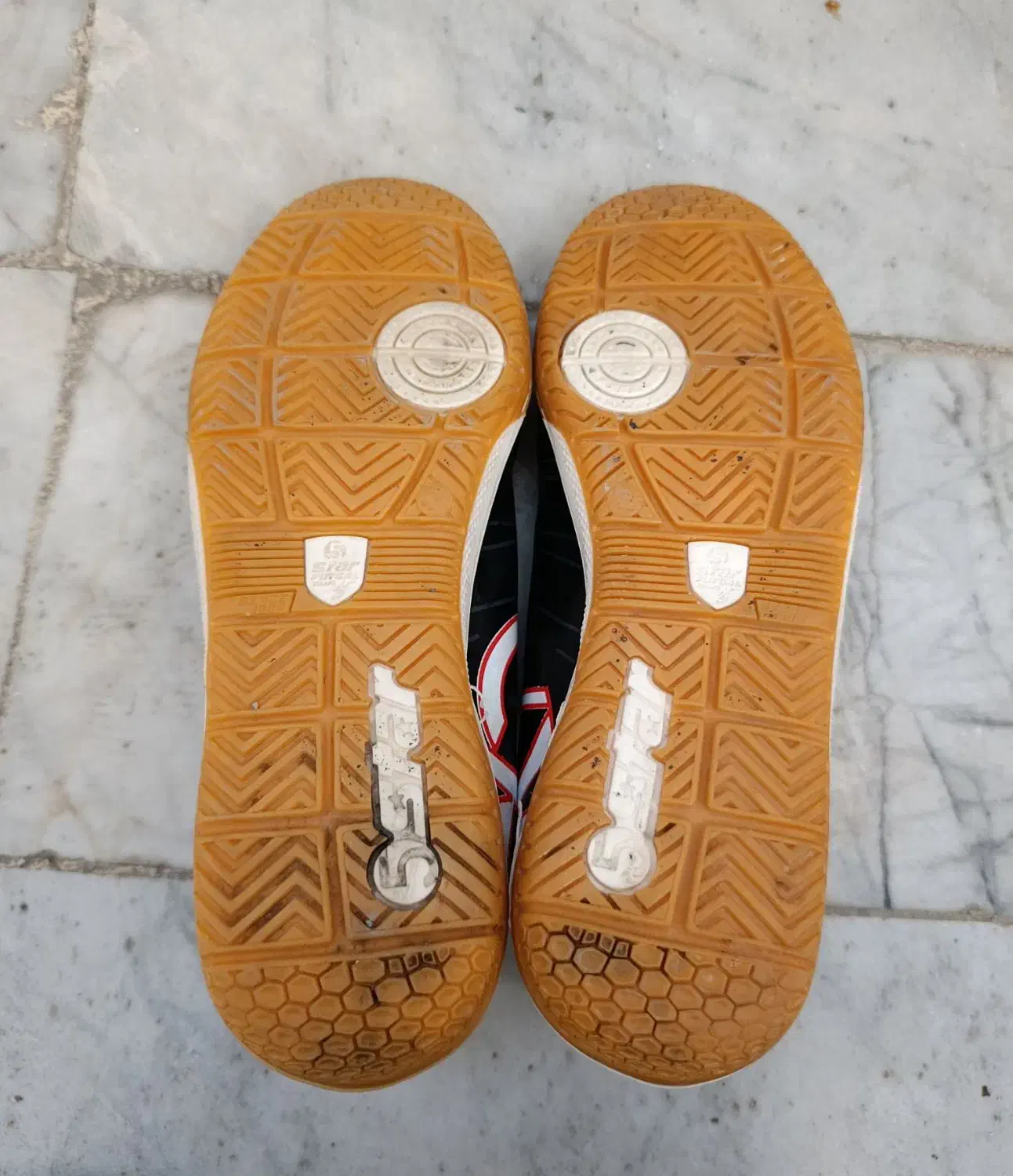 کفش فوتسال سالنی|کیف، کفش، کمربند|ملارد, |دیوار