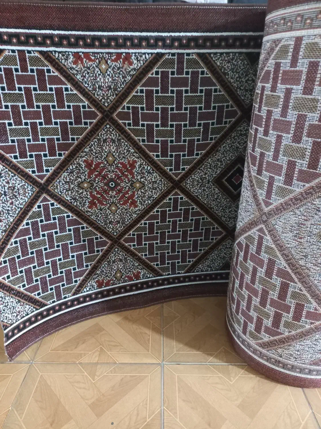 فرش کناره|فرش|بابل, |دیوار