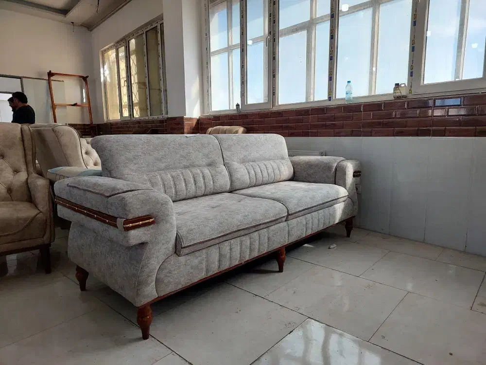 تعمیرات مبلمان انجام داده میشود|مبلمان خانگی و میز عسلی|اردبیل, |دیوار