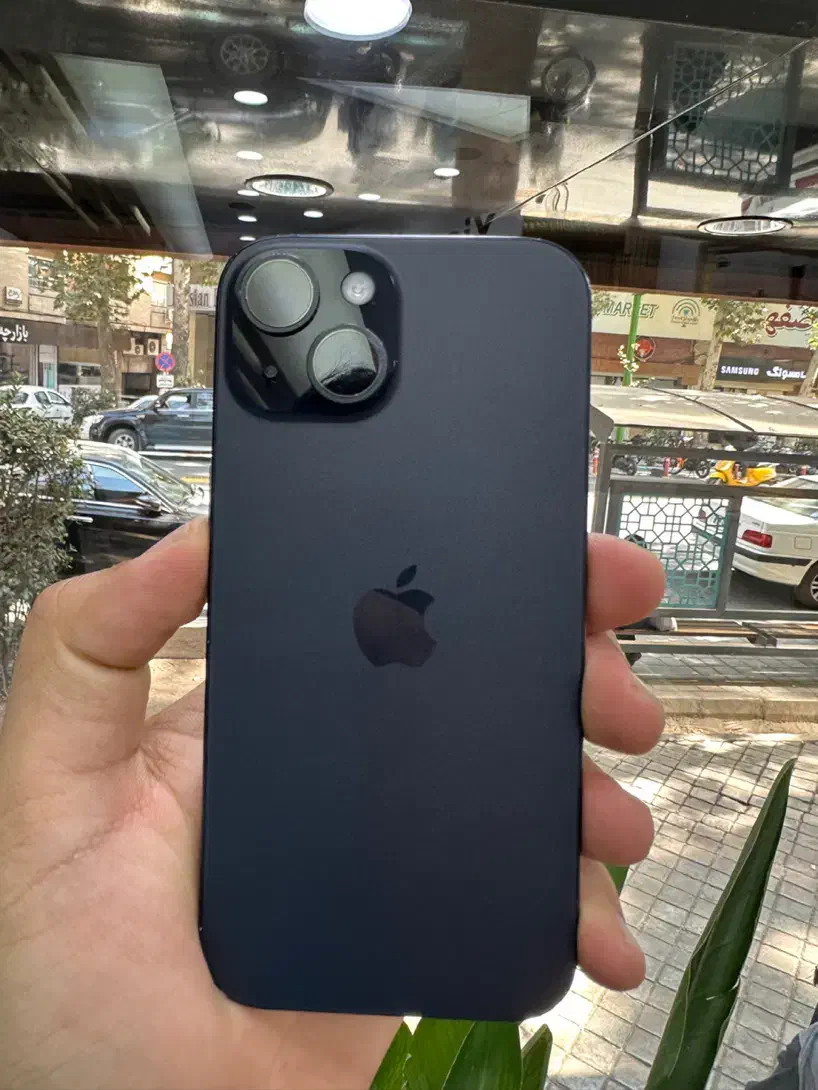 آیفون ۱۵ نرمال ۱۲۸ گیگ با ریجستر|موبایل|اصفهان, چرخاب|دیوار