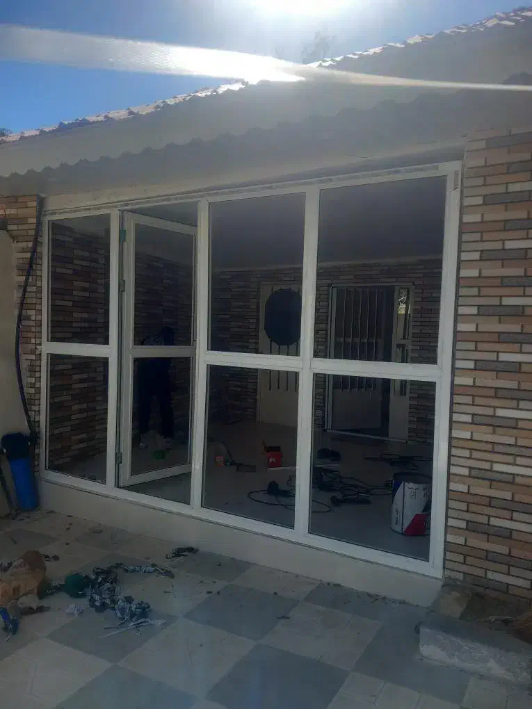 ساخت در و پنجره دوجداره|مصالح و تجهیزات ساختمان|بجنورد, |دیوار