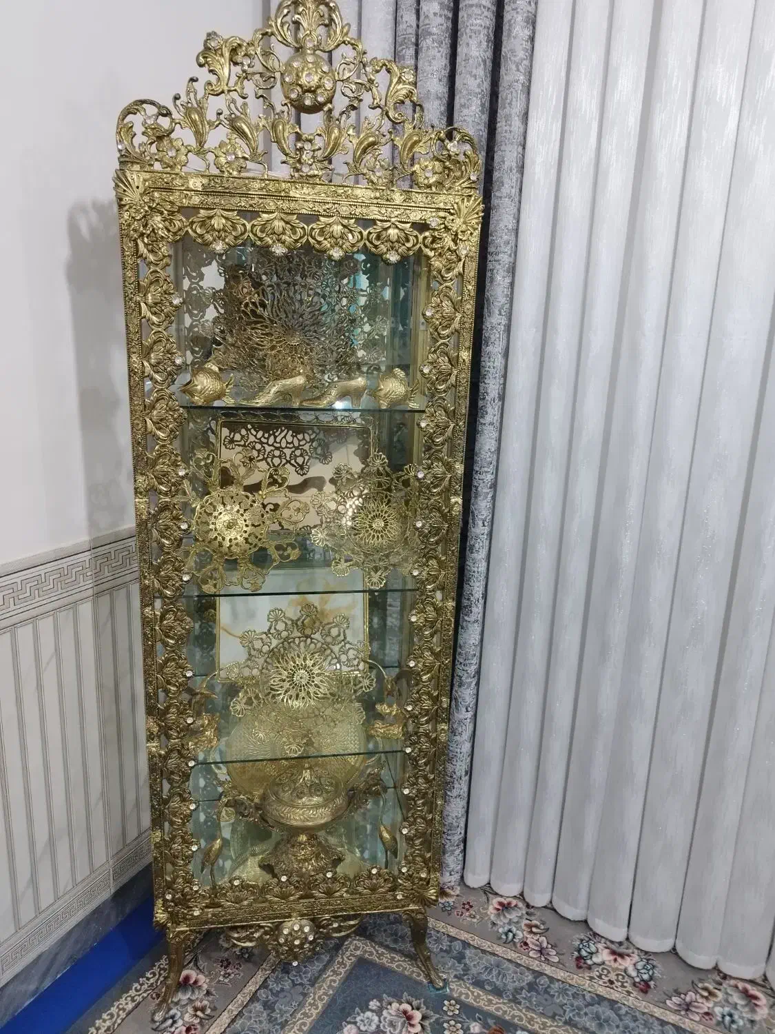 یک عدد بوفه طرح برنز|بوفه، ویترین، کنسول|سوری, |دیوار