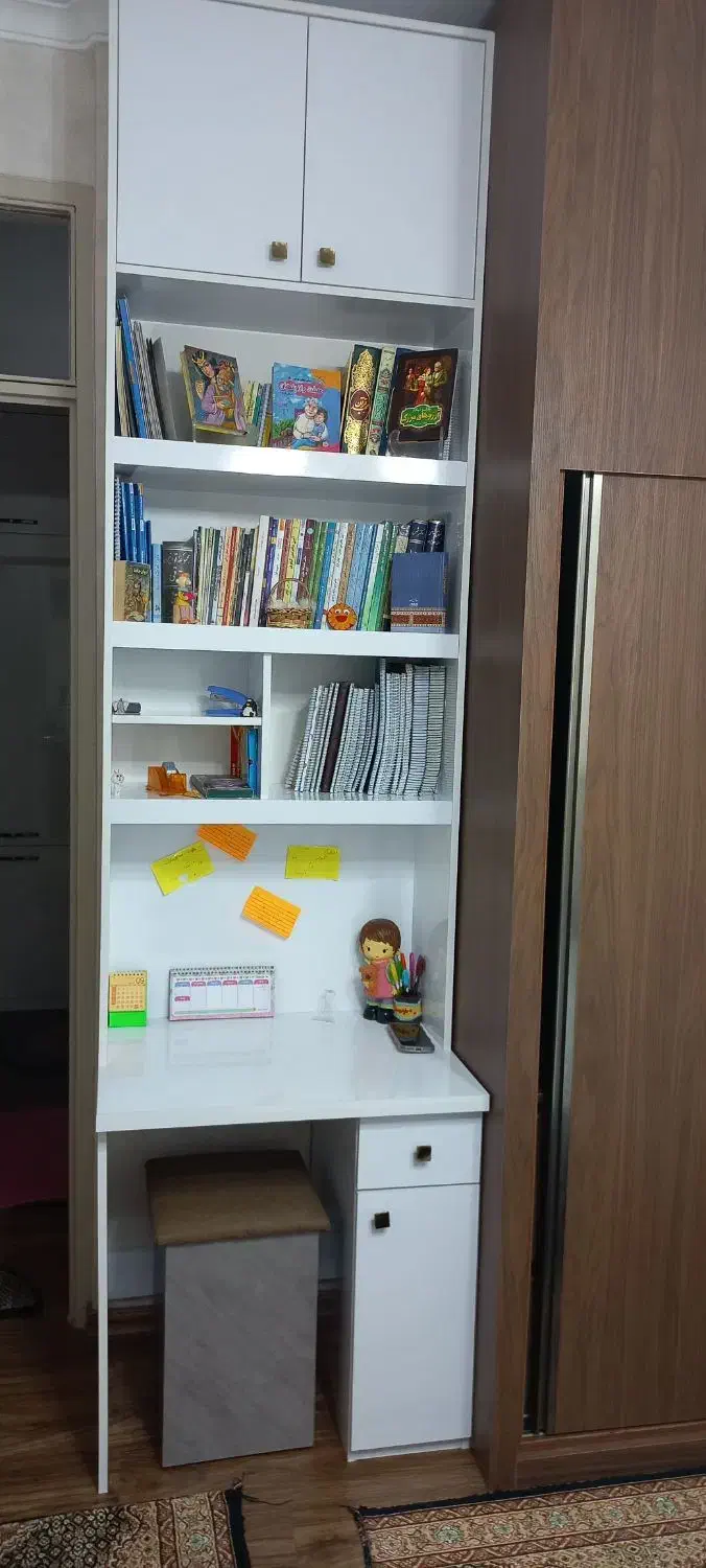 کتابخانه و میز تحریر با نیمکت|میز تحریر و کامپیوتر|تبریز, |دیوار