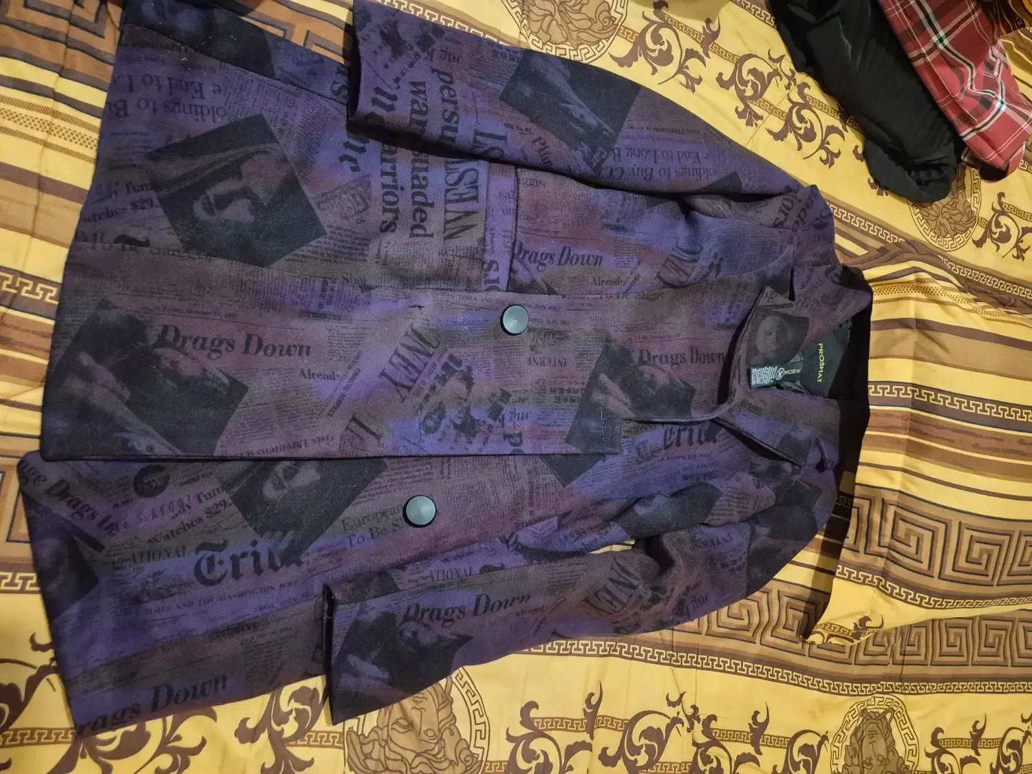 پالتو شلوار در حد نو به علت مهاجرت|لباس|مشکین‌دشت, |دیوار