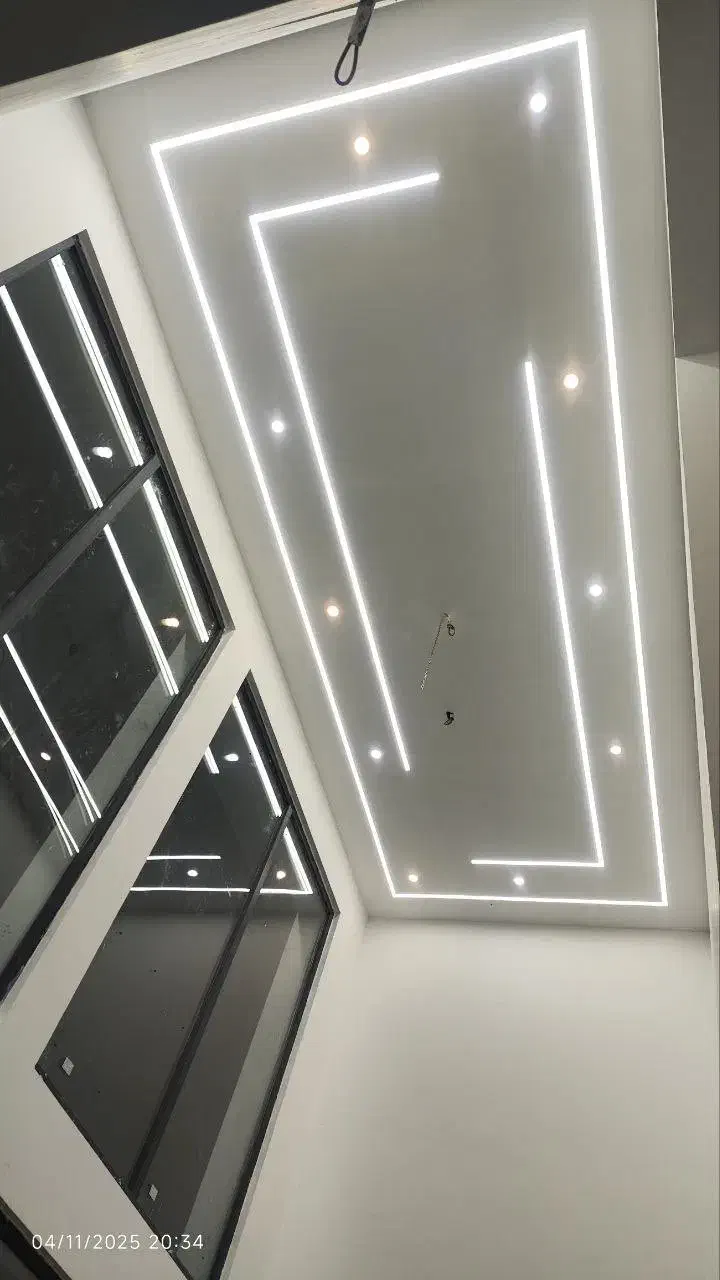 نصب و اجرای لاینر|ریسه و چراغ تزئینی|قائم‌شهر, |دیوار