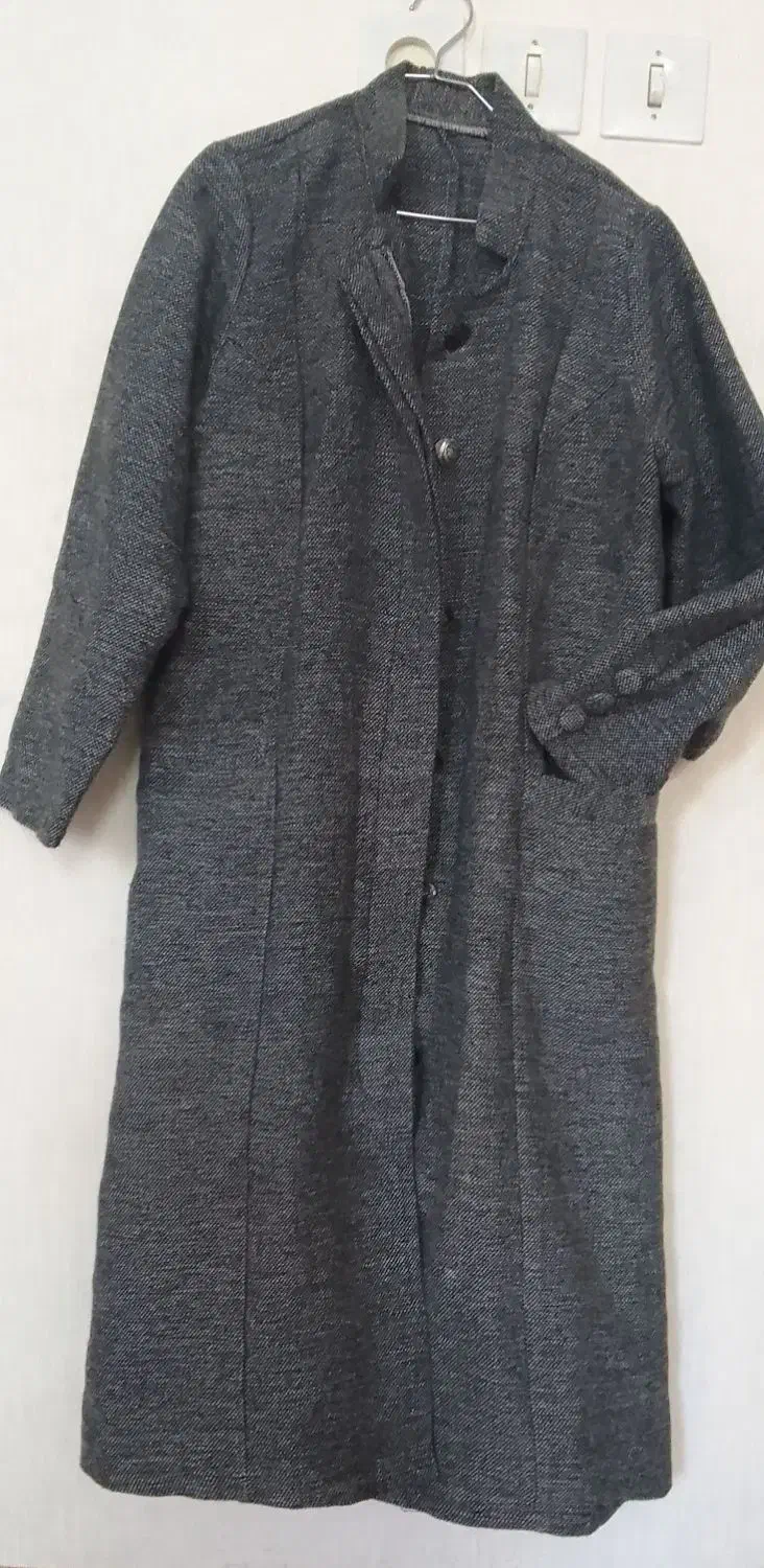 پالتو|لباس|شهرکرد, |دیوار