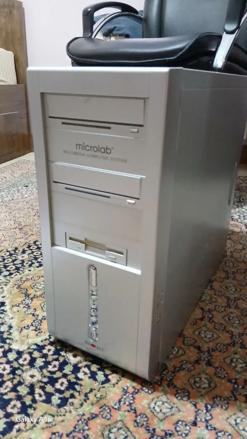 کامپیوتر اقتصادی|رایانه رومیزی|رشت, منظریه|دیوار