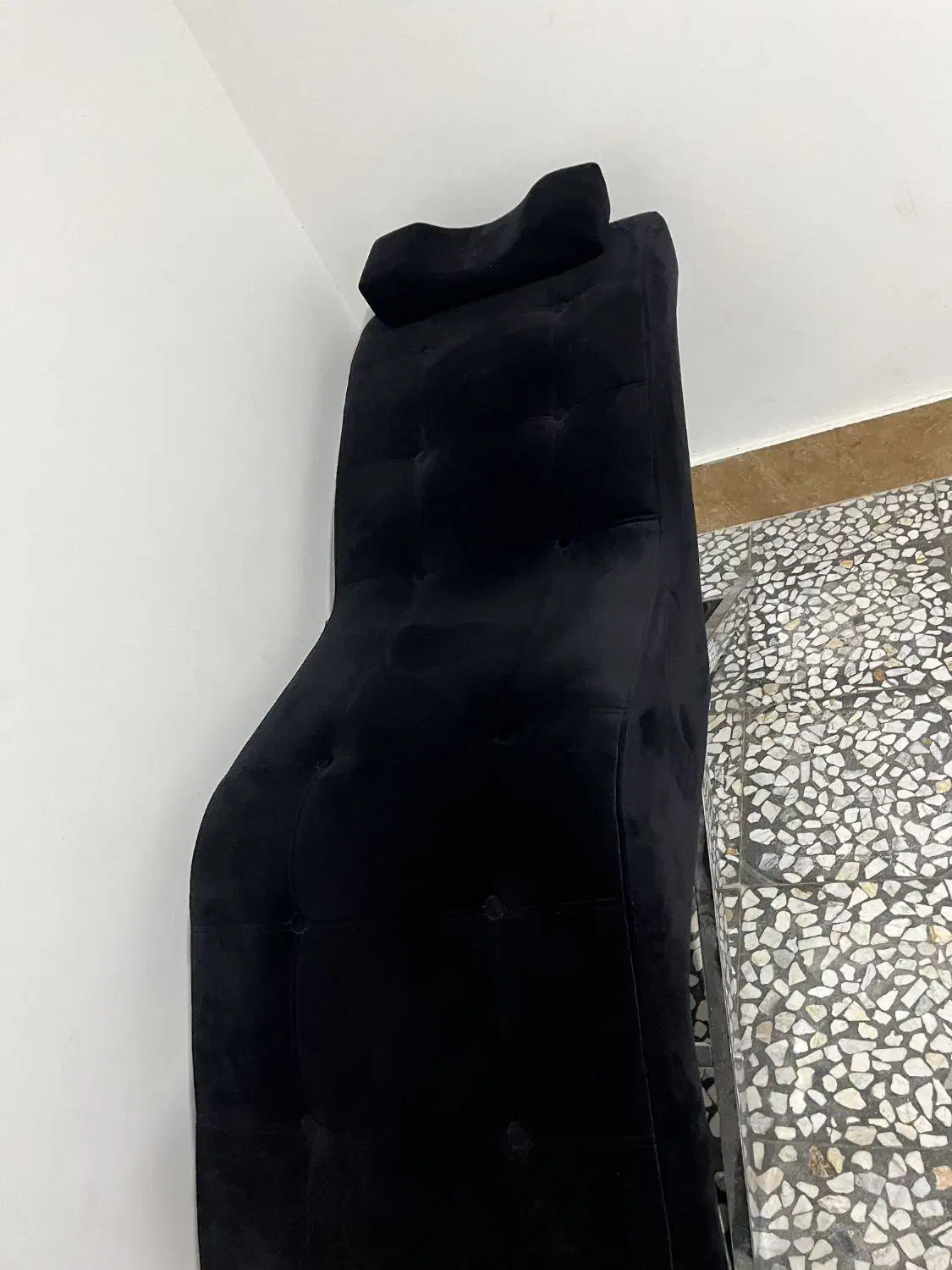 تخت مژه کار|آرایشگاه و سالن‌های زیبایی|چالوس, |دیوار