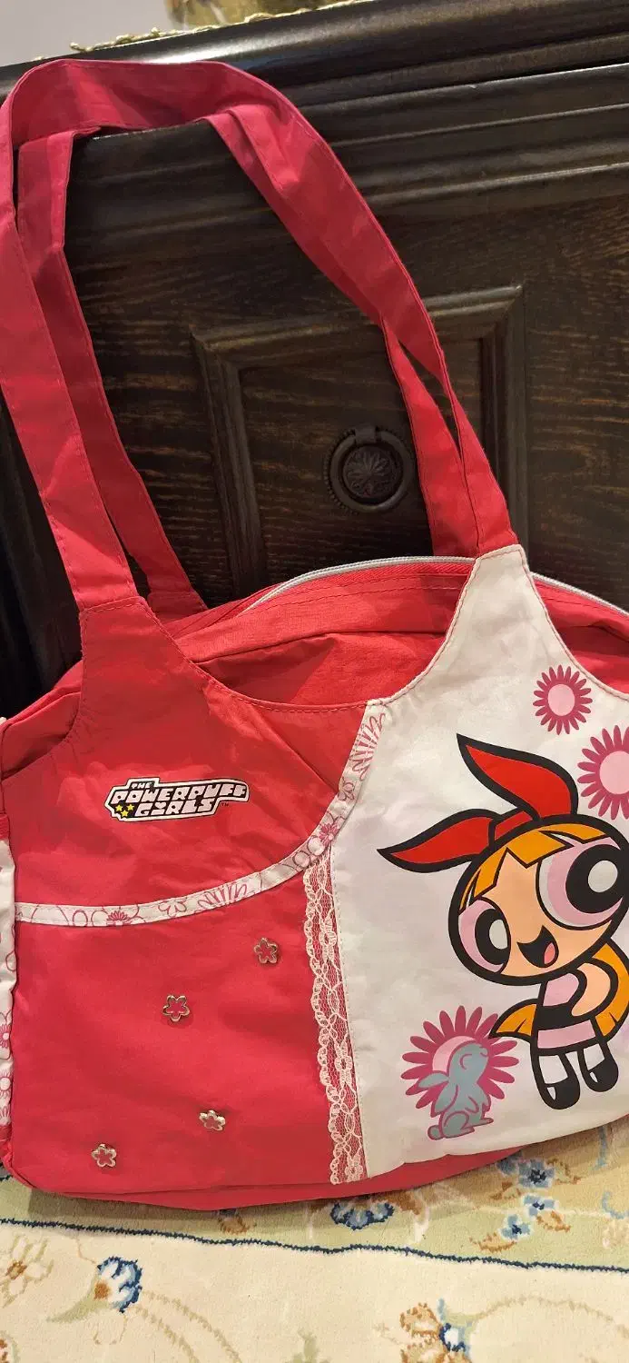 کیف دخترانه|کیف، کفش، کمربند|صومعه‌سرا, |دیوار