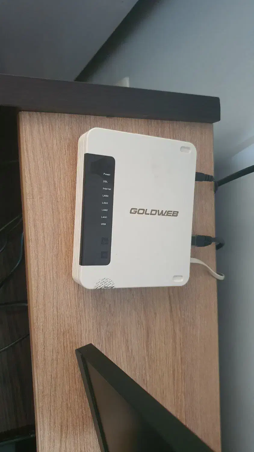 مودم adsl گلد وب ۴ پورت + پورت usb|مودم و تجهیزات شبکه|قم, پردیسان|دیوار