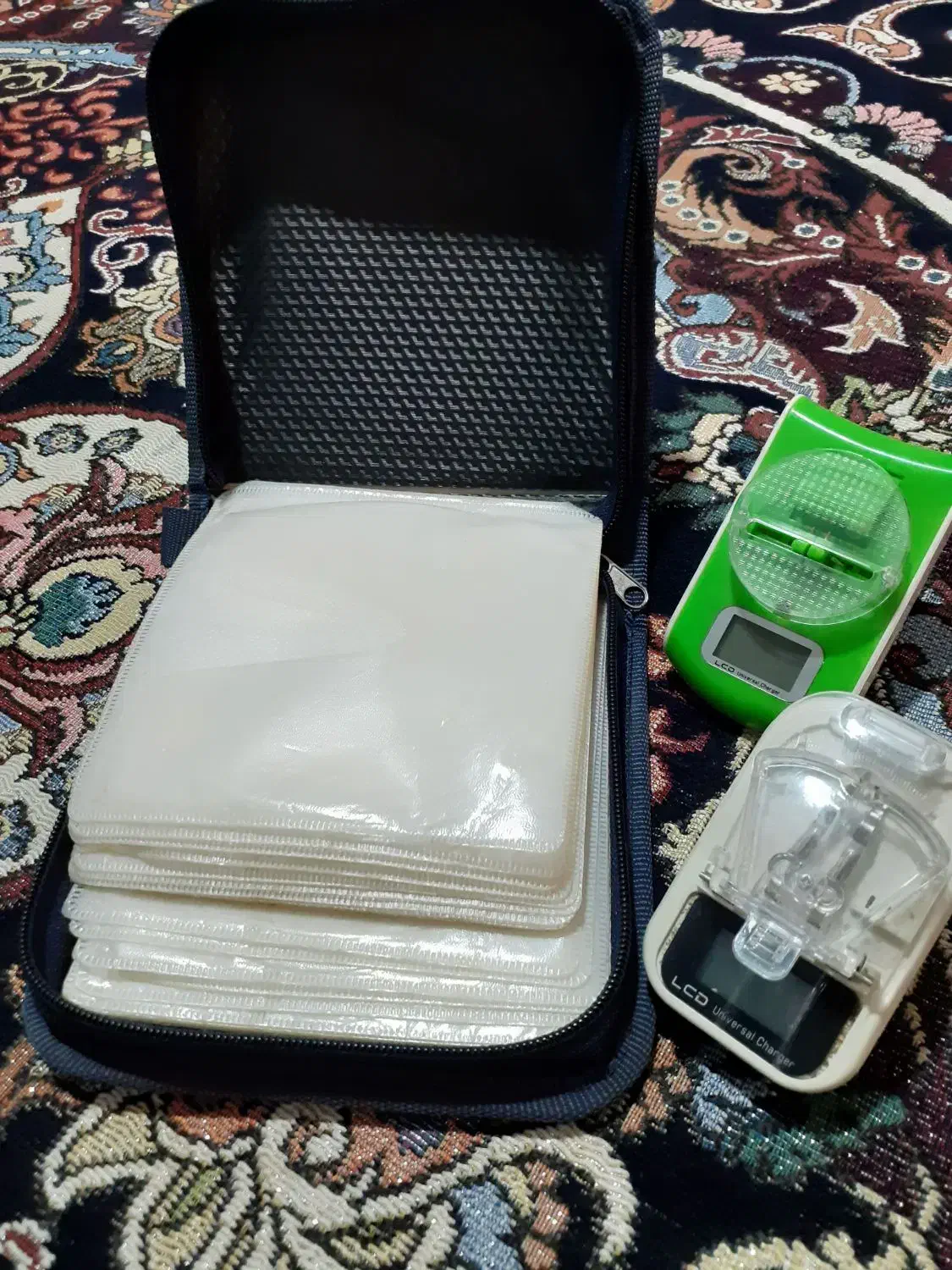 کیف سی دی و شارژر همه کاره قورباغه ای دارای نمایش|کنسول، بازی ویدئویی و آنلاین|اقبالیه, |دیوار