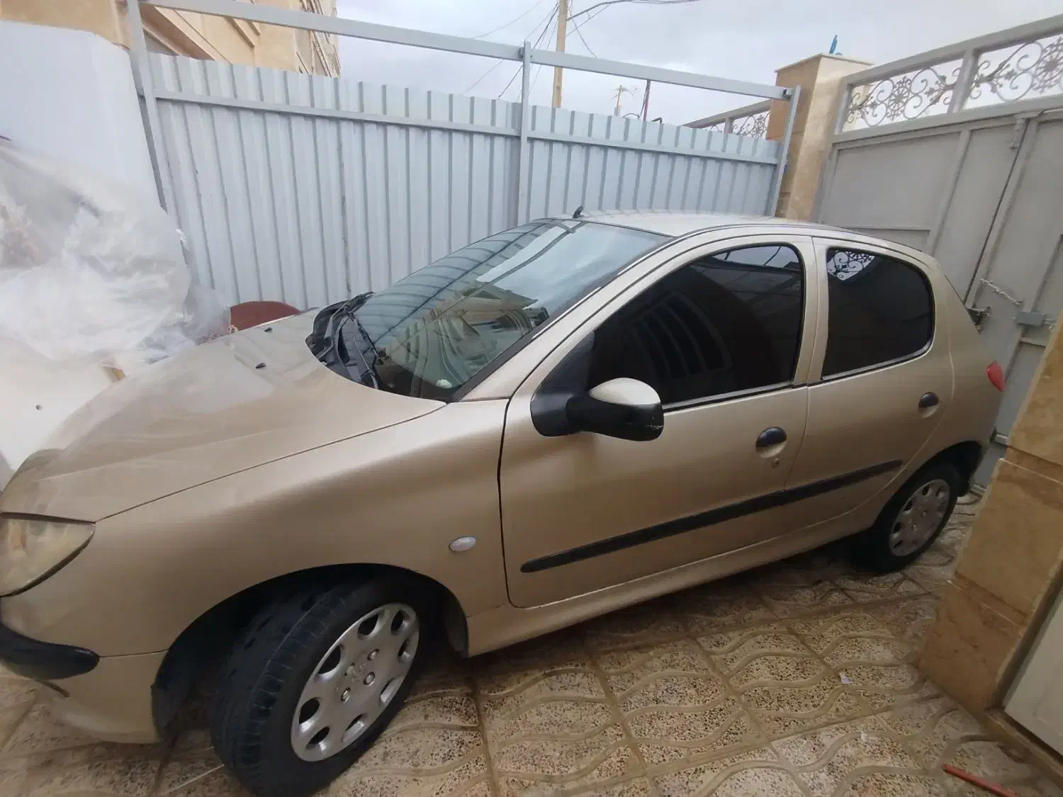 پژو۲۰۶|خودرو سواری و وانت|بروجرد, |دیوار