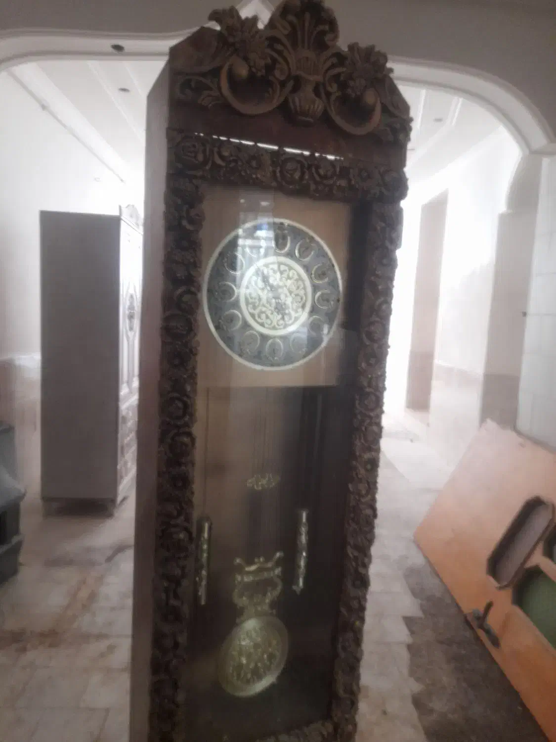 ساعت و بوفه و میز تلویزیون|بوفه، ویترین، کنسول|یزد, |دیوار