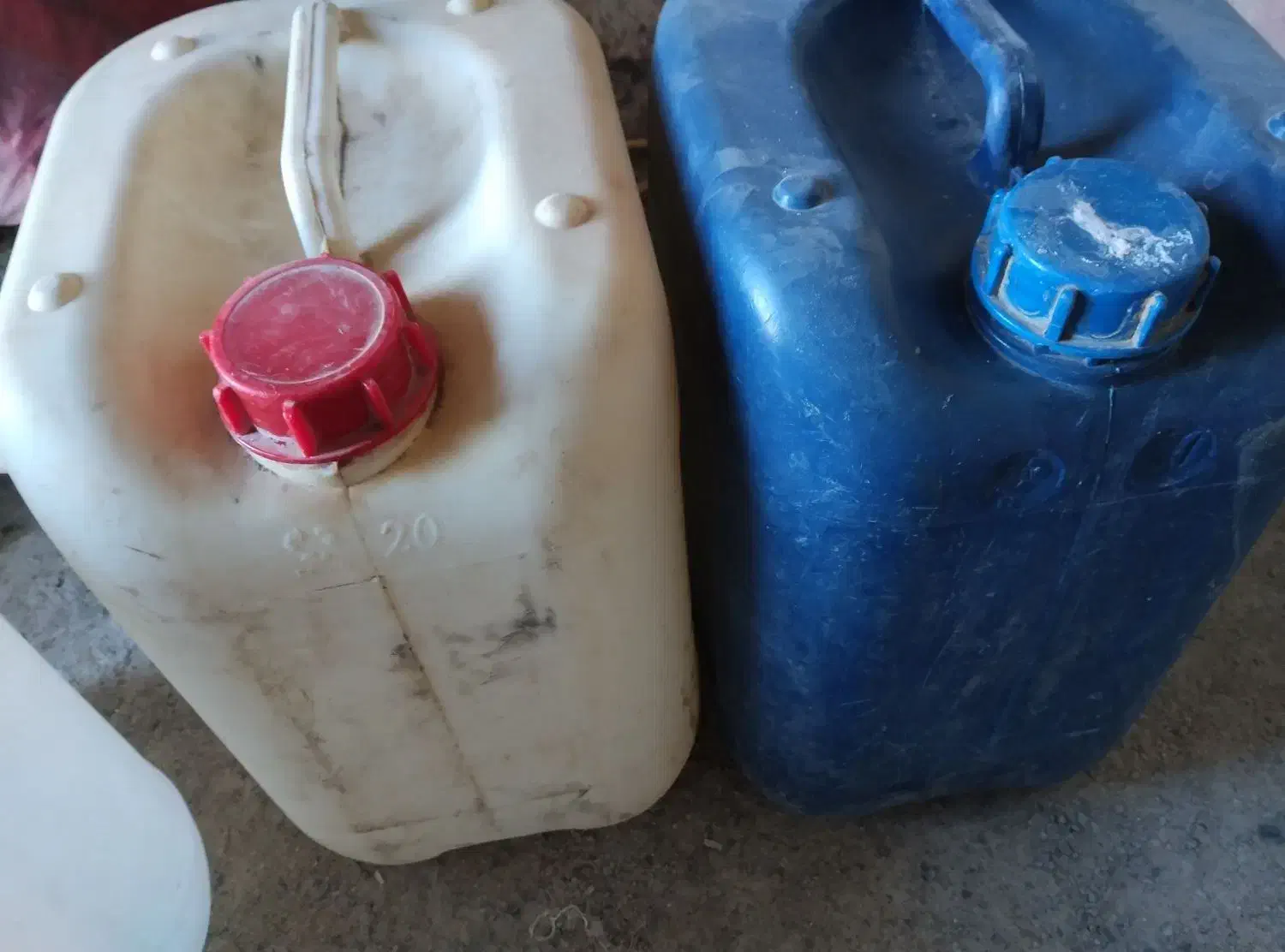 چارت گالن خارجی سالم|ظروف نگهدارنده، پلاستیکی، یک‌بارمصرف|زاهدان, |دیوار