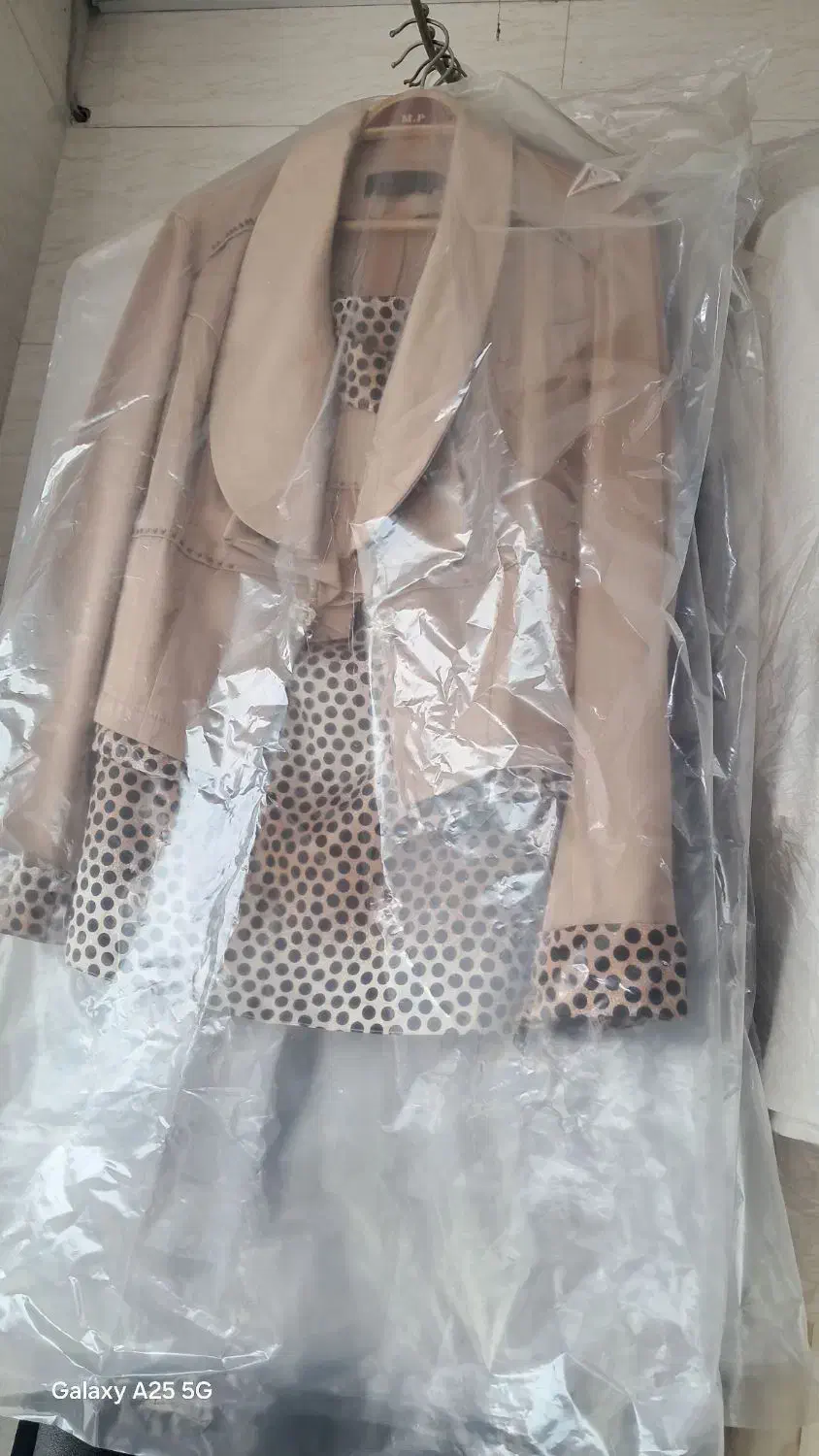 کت مجلسی نو۳۸تا۴۶|لباس|رشت, بیجارپس|دیوار