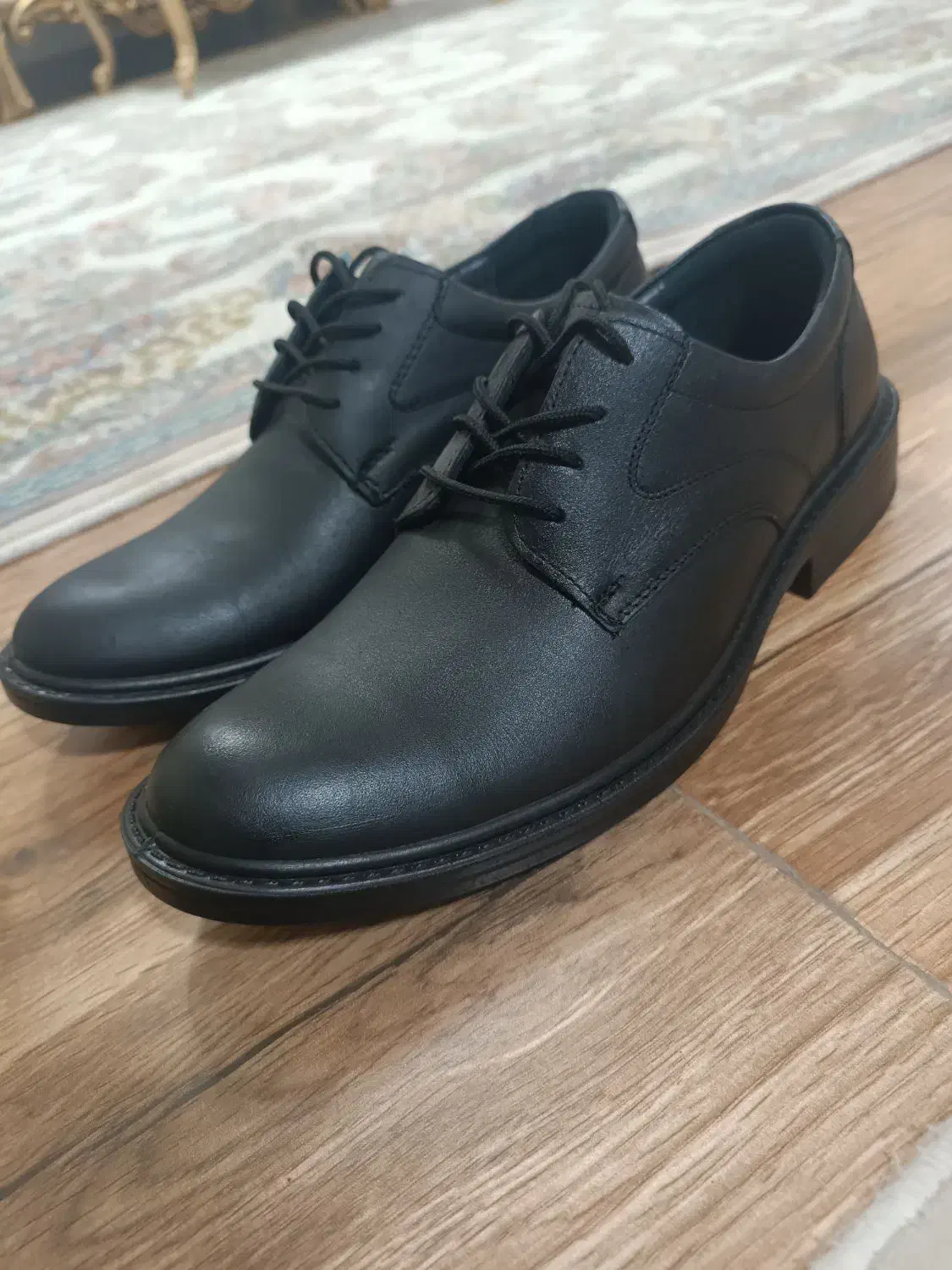 کفش و پوتین|کیف، کفش، کمربند|پیشوا, |دیوار