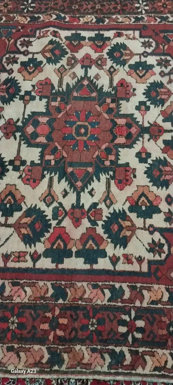 فرش قدیمی دستباف پشم|فرش|اصفهان, کردآباد|دیوار