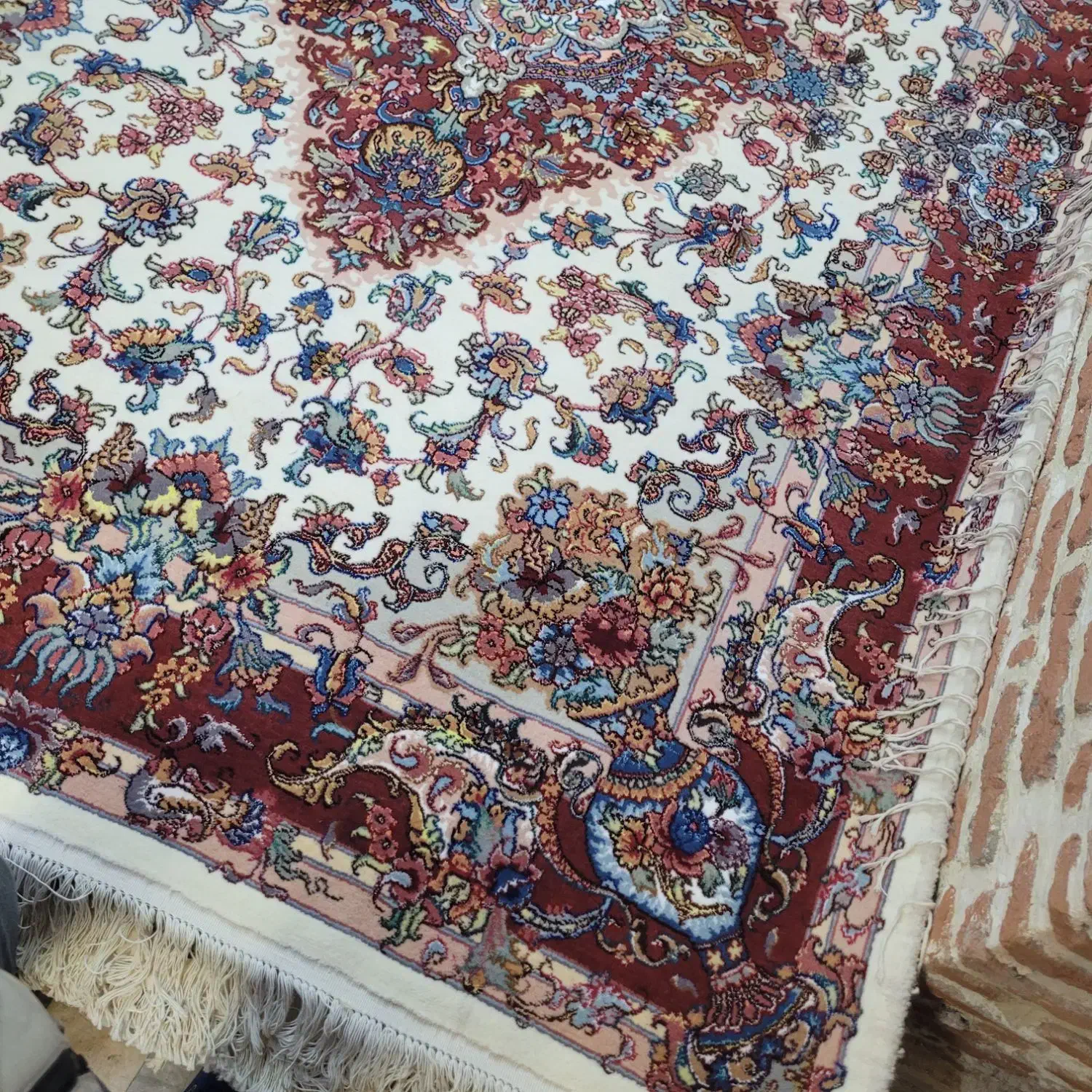 فرش خطیبی چسبیده|فرش|تبریز, |دیوار