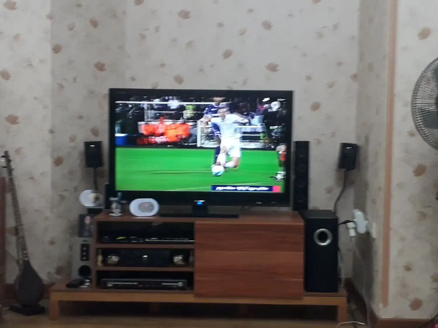 تلویزیون ۴۲ اینچ شارپ AQuos|تلویزیون و پروژکتور|رشت, گلسار|دیوار