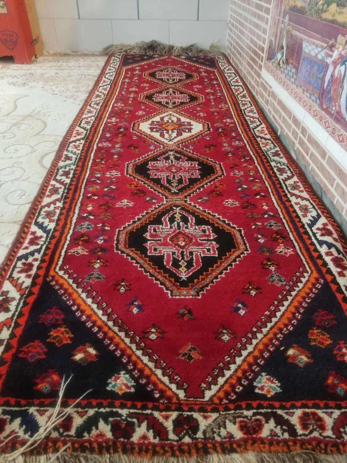 فرش محلی باریکه|فرش|مرودشت, ثبت احوال|دیوار