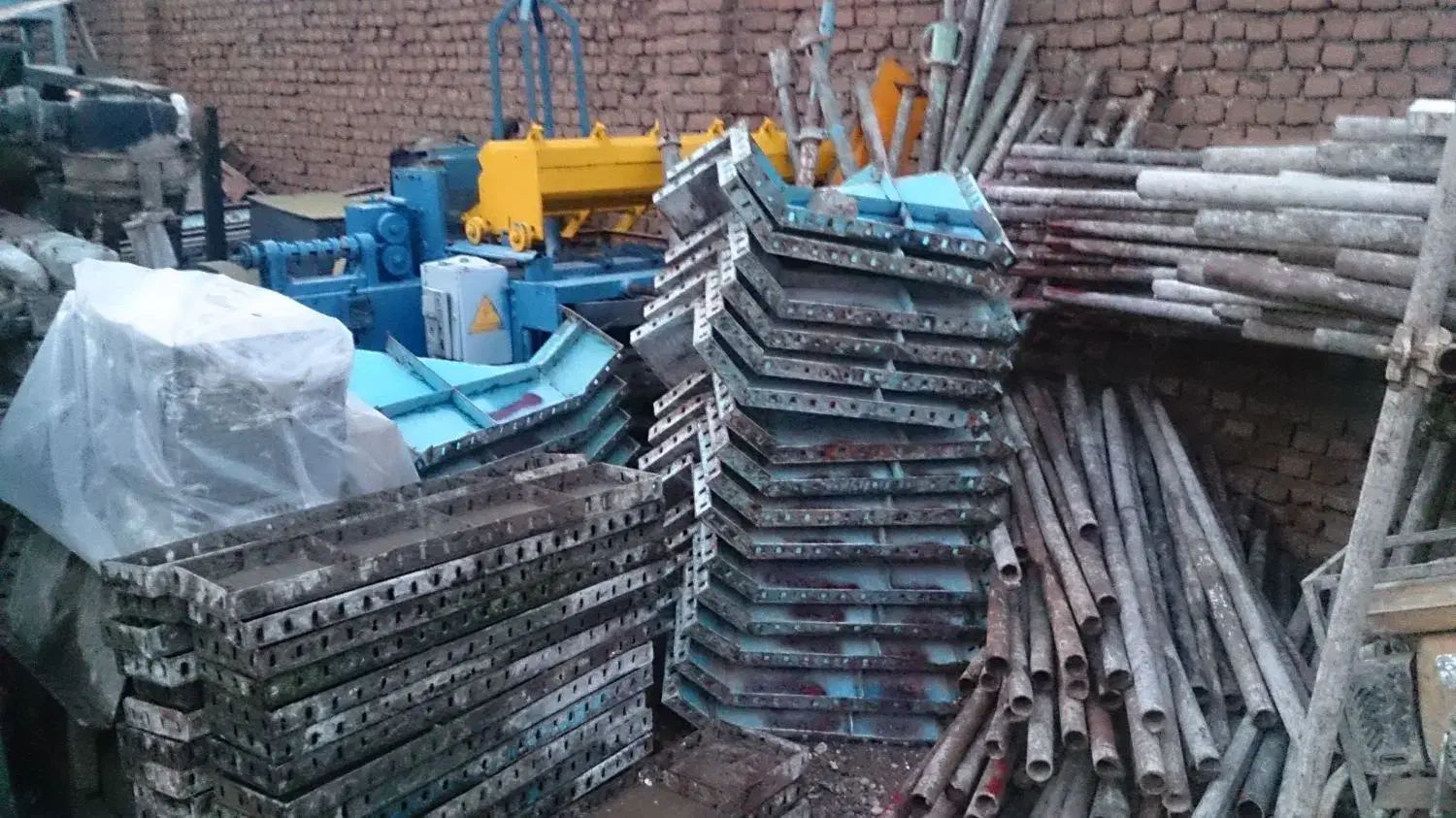 اجاره خرید فروش ماشین آلات ساختمانی قالب جک بتنی|ماشین‌آلات صنعتی|بیرجند, |دیوار