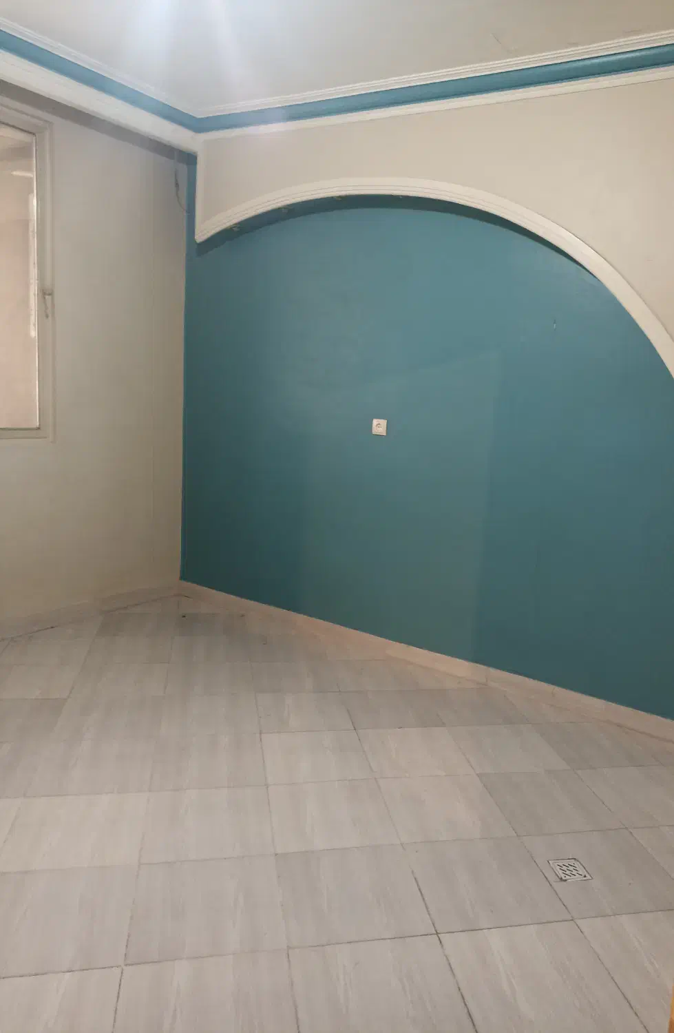 140 متر آپارتمان طبقه اول ویلایی علامه امینی شمالی