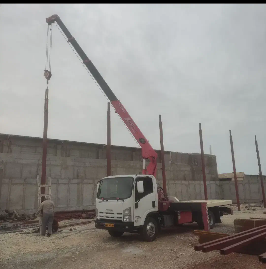 خدمات جرثقیل کفی دار 6 تن ایسوزو|خدمات حمل و نقل|بندر گناوه, |دیوار