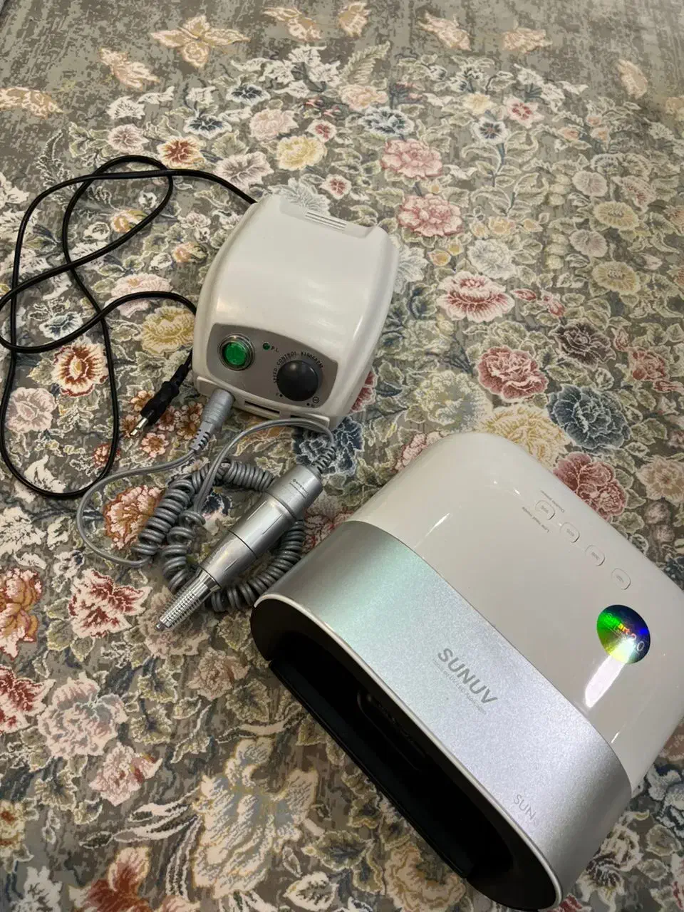 وسایل کاشت ناخن صفر تا صد|آرایشگاه و سالنهای زیبایی|کرمان, |دیوار