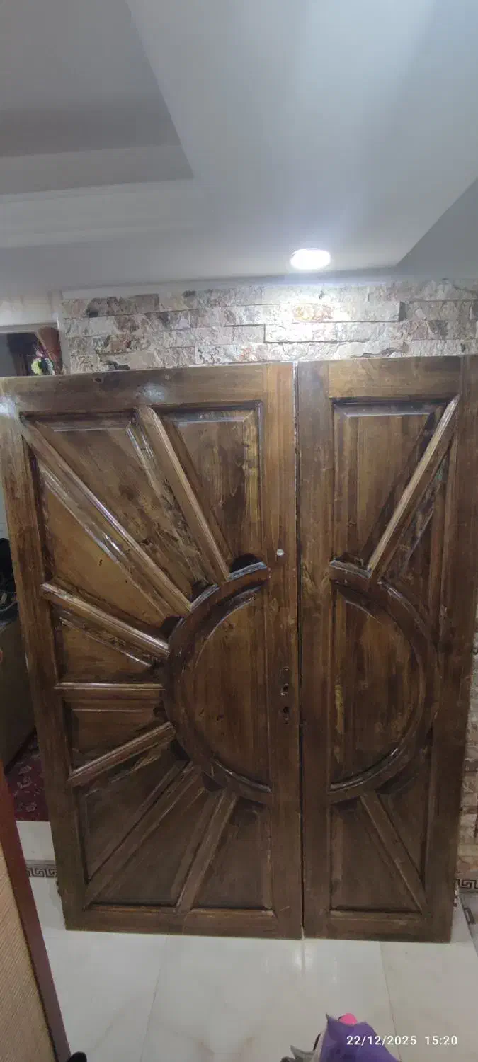 درب چوبی دولنگه مدل خورشیدی ،قیمت باشما|مصالح و تجهیزات ساختمان|کرج, عظیمیه|دیوار